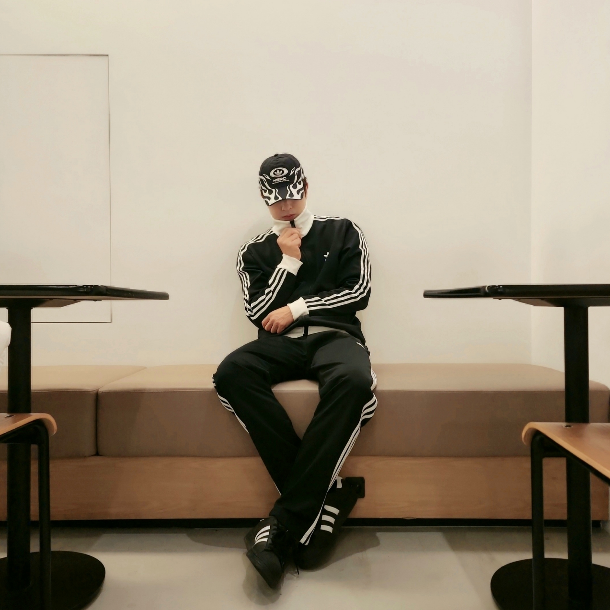Adidas Superstar Core Black White, Adidas x NSRC Cap Black 착용 스타일 - 5
