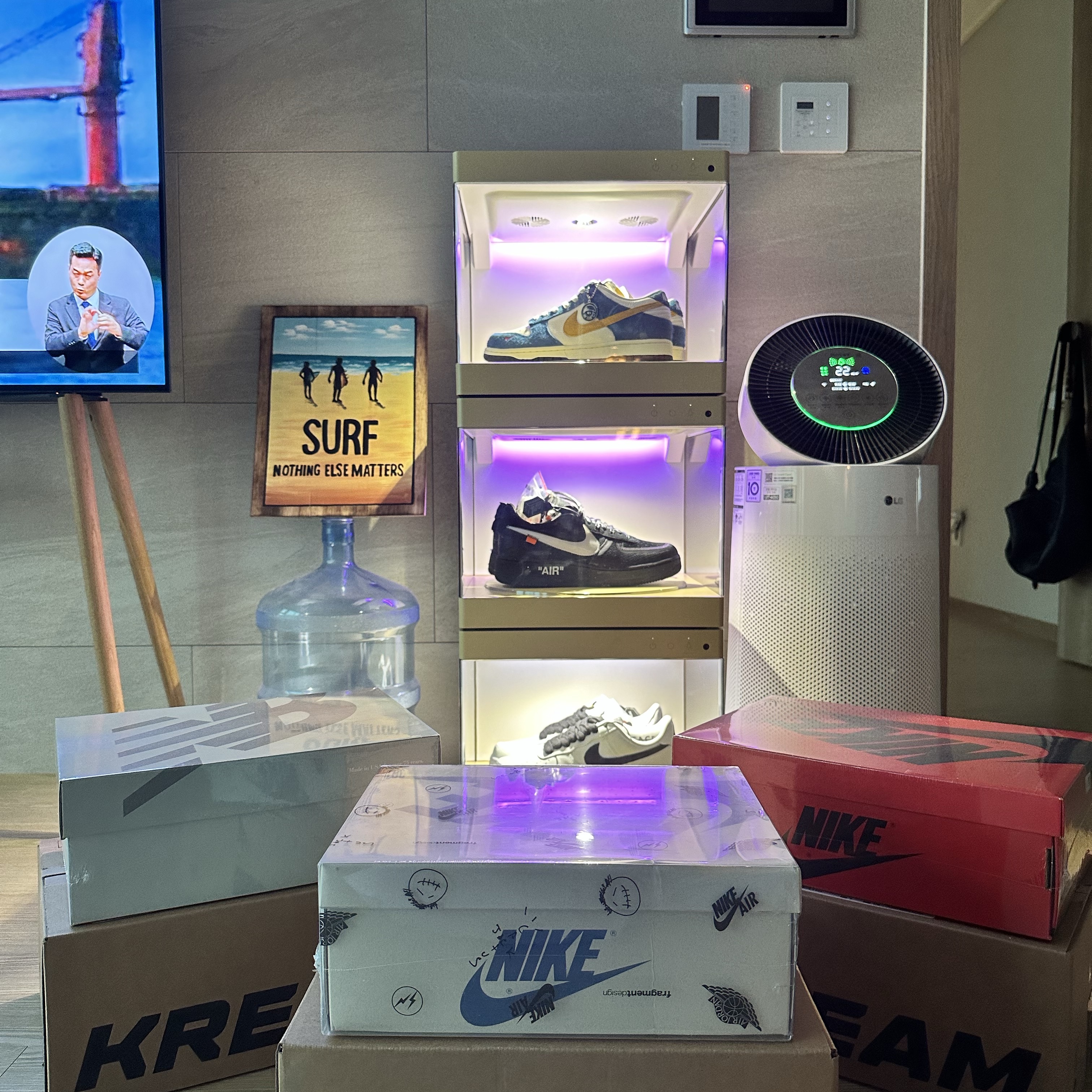 Jordan 1 x Travis Scott x Fragment Retro Low OG SP Military Blue, (W) Jordan 1 Retro High OG Lucky Green 착용 스타일 - 1