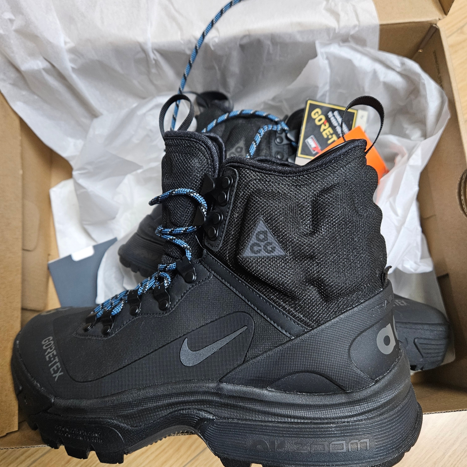 Nike ACG Air Zoom Gaiadome Gore-Tex Black 착용 스타일 - 4