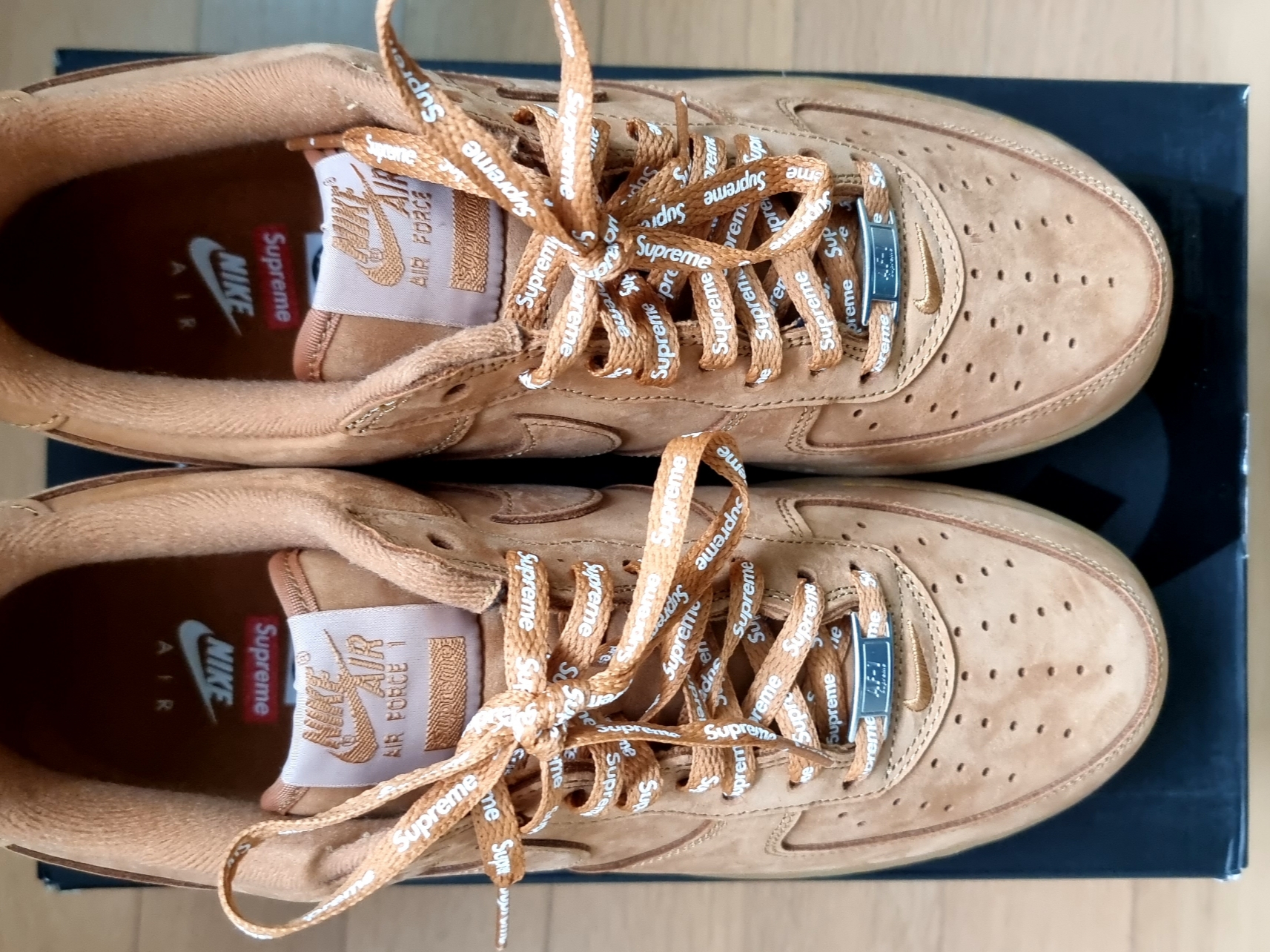 Nike x Supreme Air Force 1 Low Flax 착용 스타일 - 3