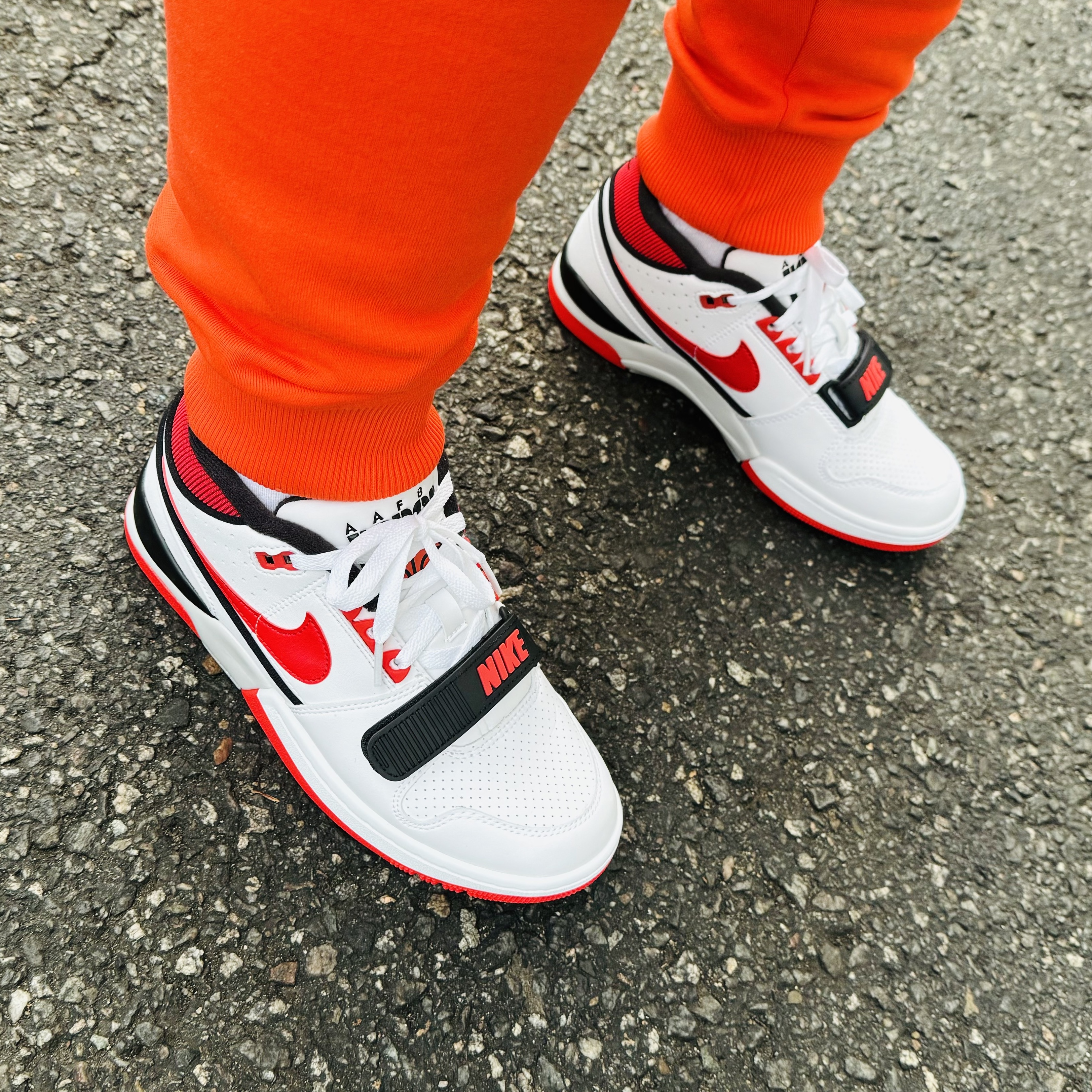 Nike x Billie Eilish Air Alpha Force 88 Fire Red and White 착용 스타일