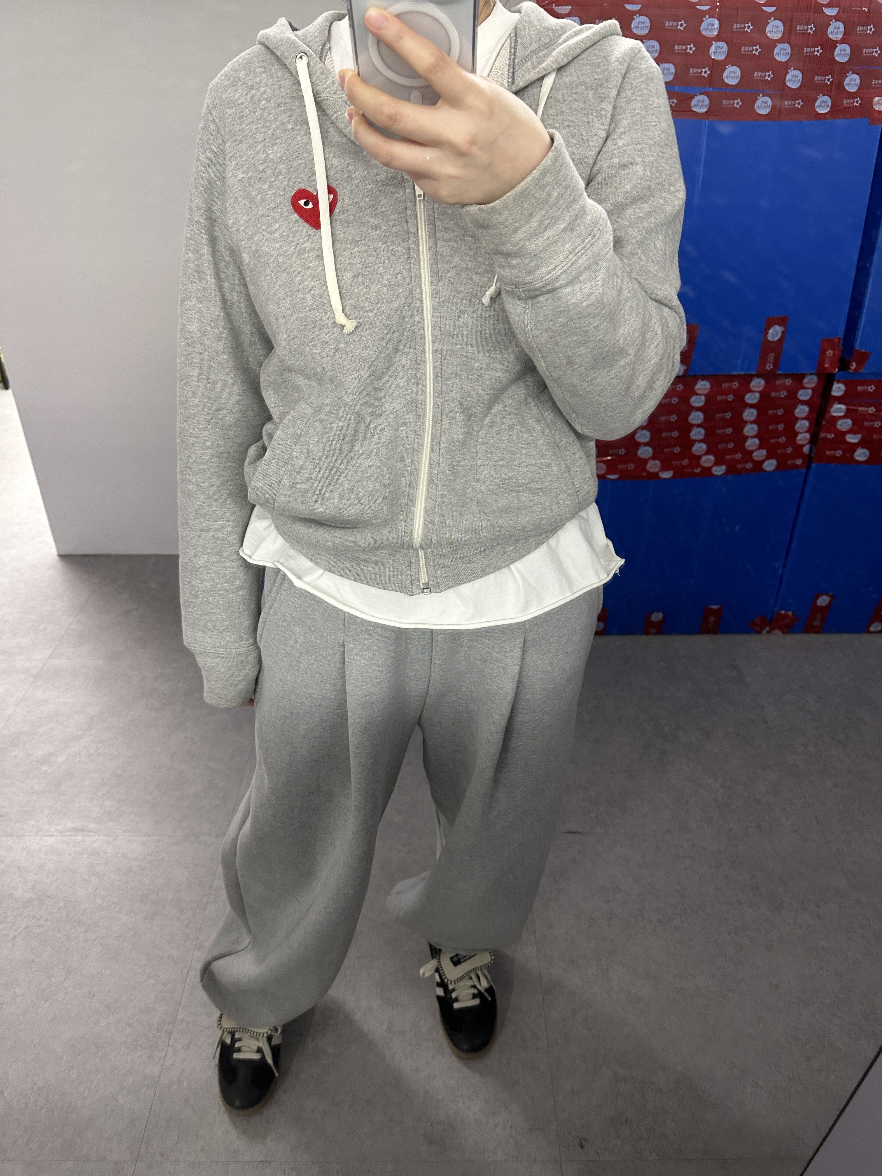 Adidas x Wales Bonner Pony Tonal Samba Core Black Cream White, (W) Play Comme des Garcons Zip Hooded Sweatshirt Black 착용 스타일 - 6