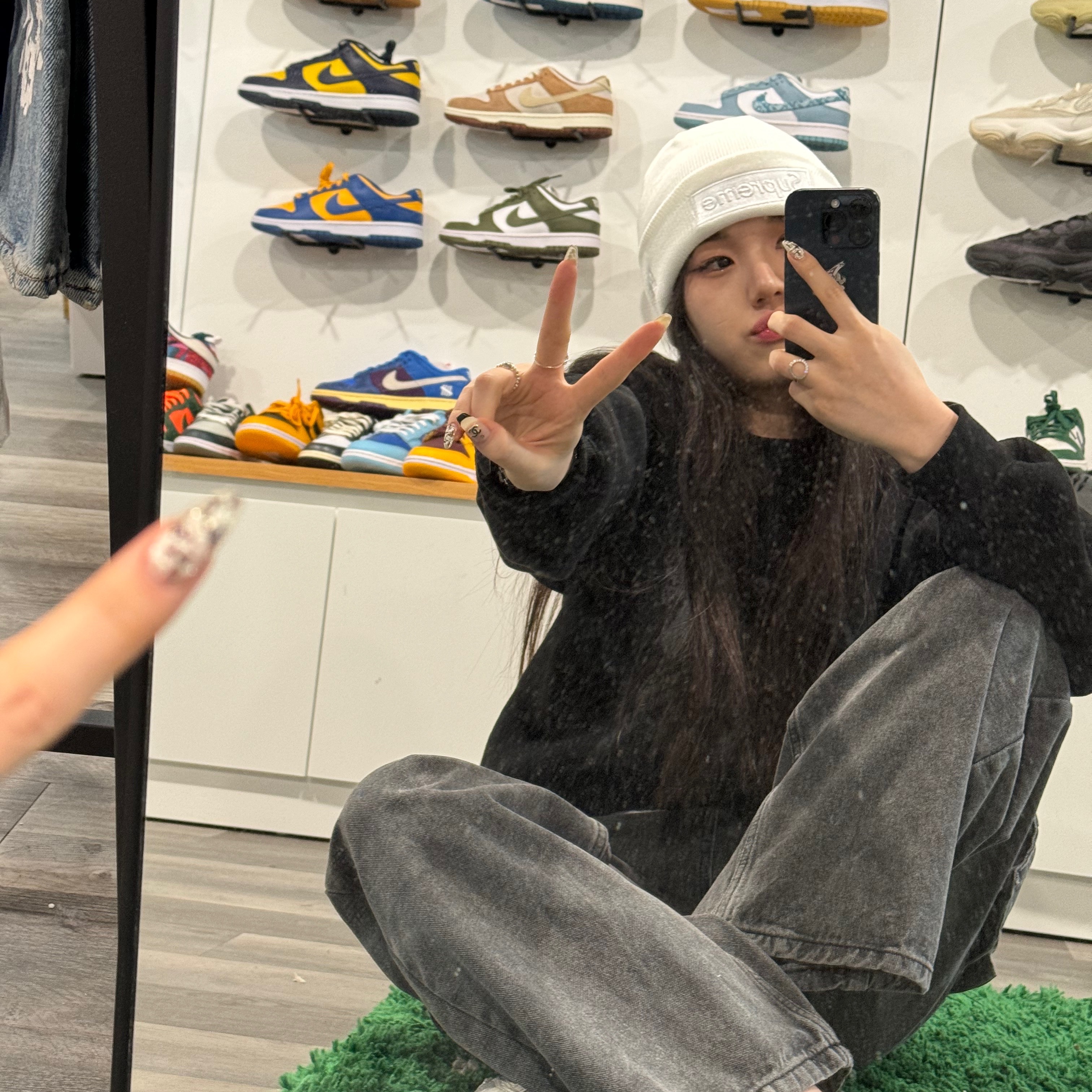 Supreme New Era Box Logo Beanie White - 23FW 착용 스타일