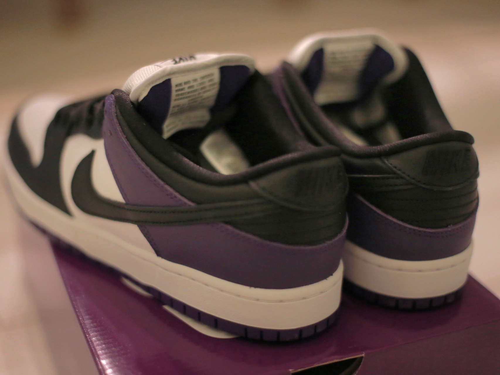 Nike SB Dunk Low Pro Court Purple 착용 스타일 - 3