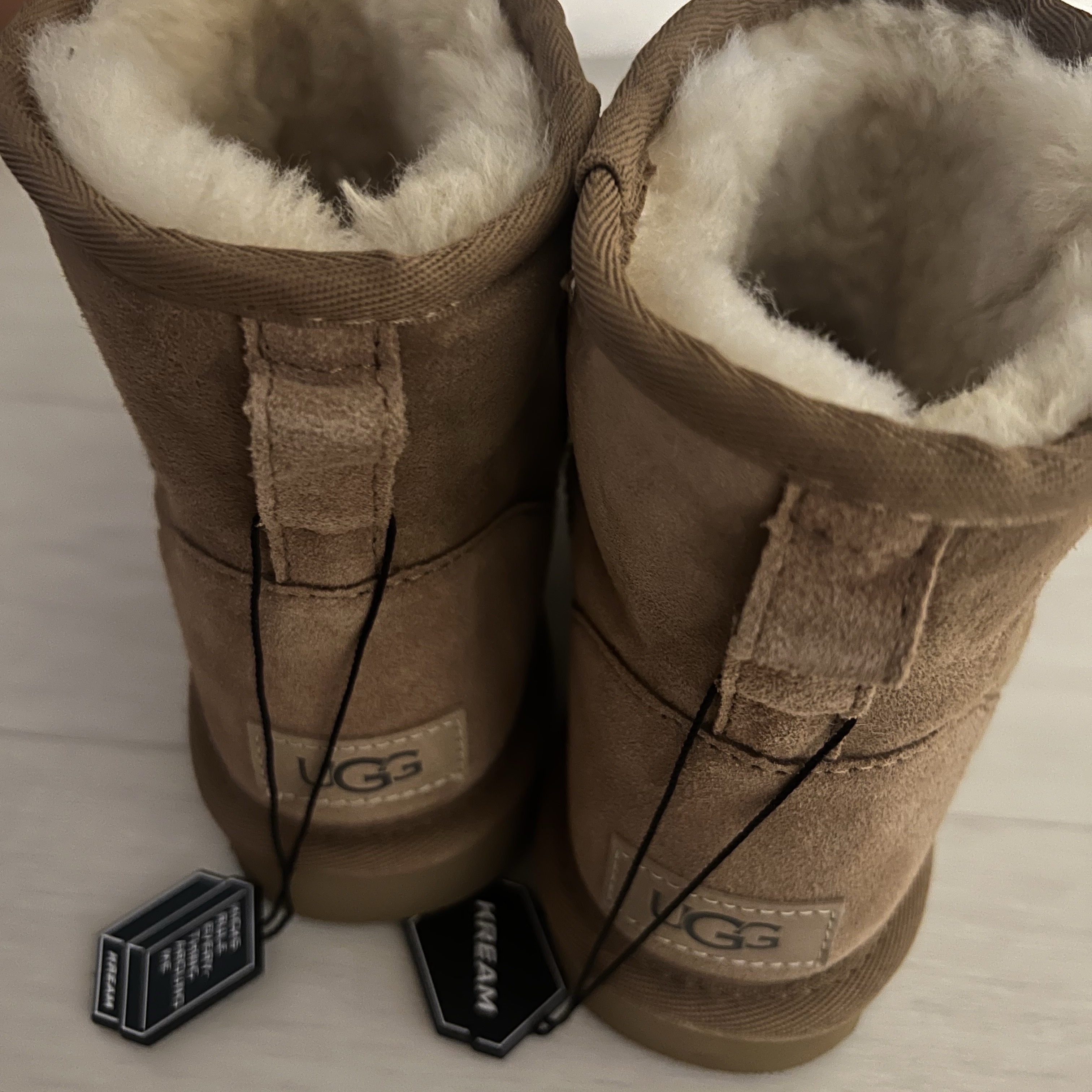 (W) UGG Classic Mini II Boots Chestnut 착용 스타일