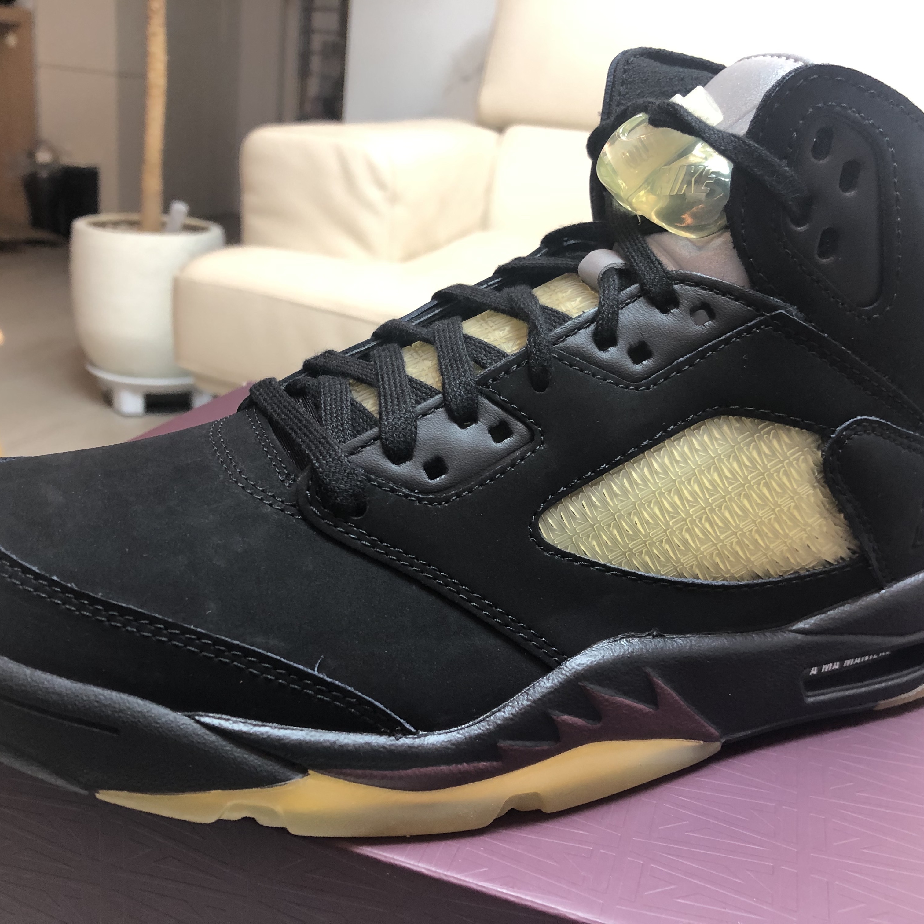 Jordan 5 x A Ma Maniere Retro Dusk 착용 스타일 - 4