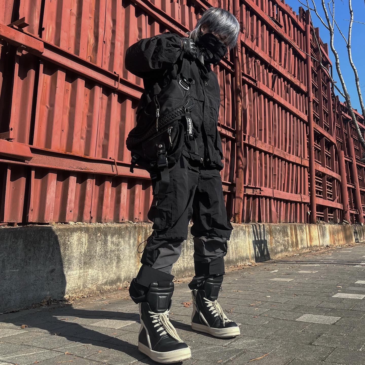 Rick Owens Geobasket Full Grain Calf Leather Strobe Sneakers Black Milk White 착용 스타일 - 3