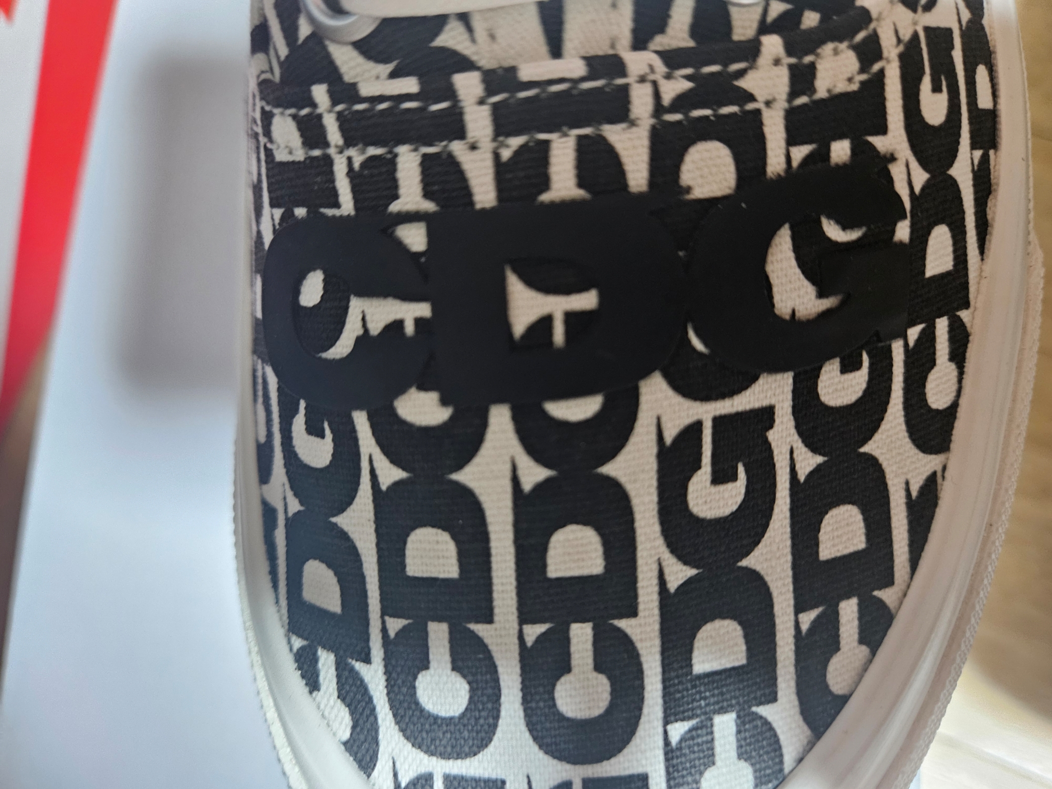 Vans Vault x CDG OG Authentic LX White Black 착용 스타일