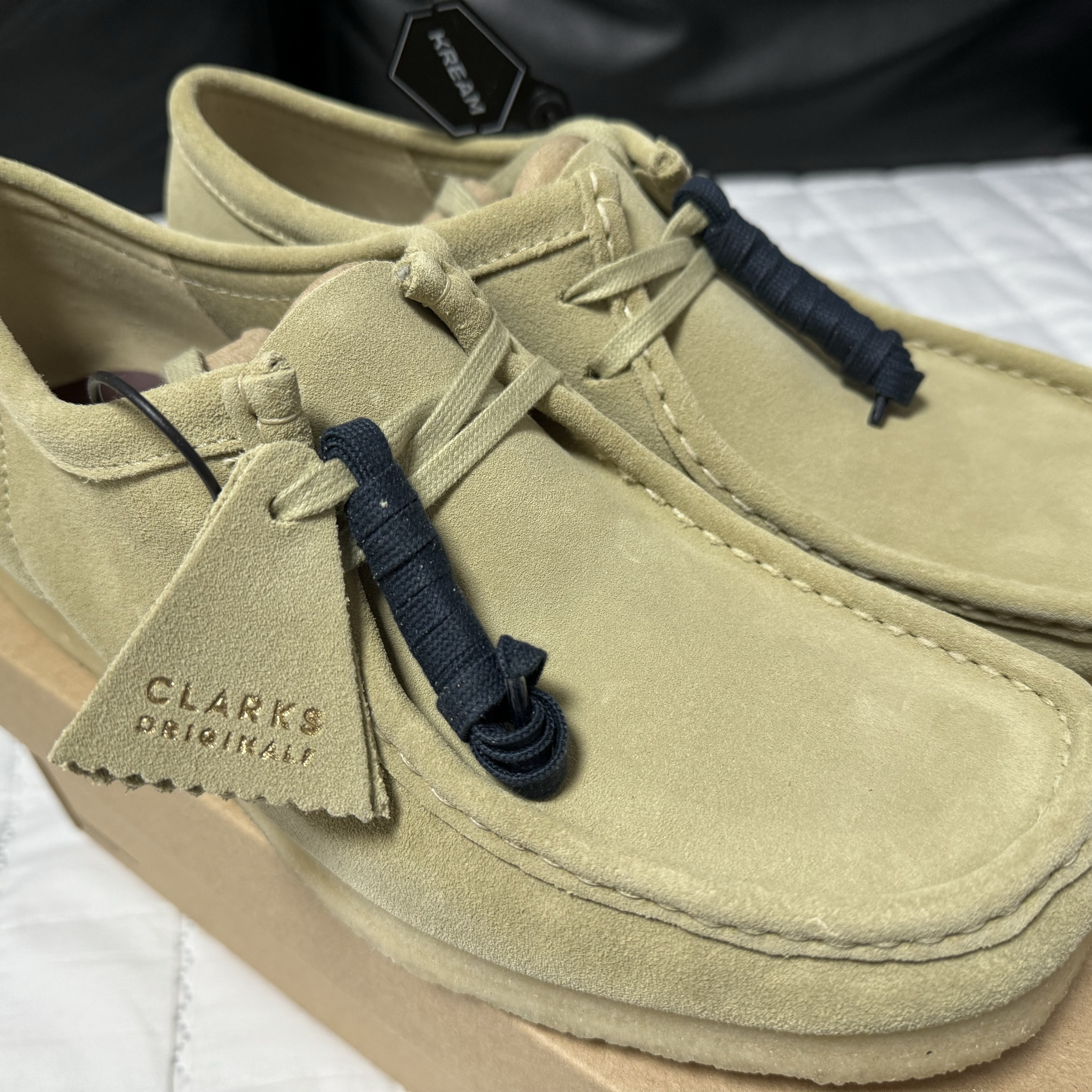 Clarks Wallabee Maple Suede 착용 스타일