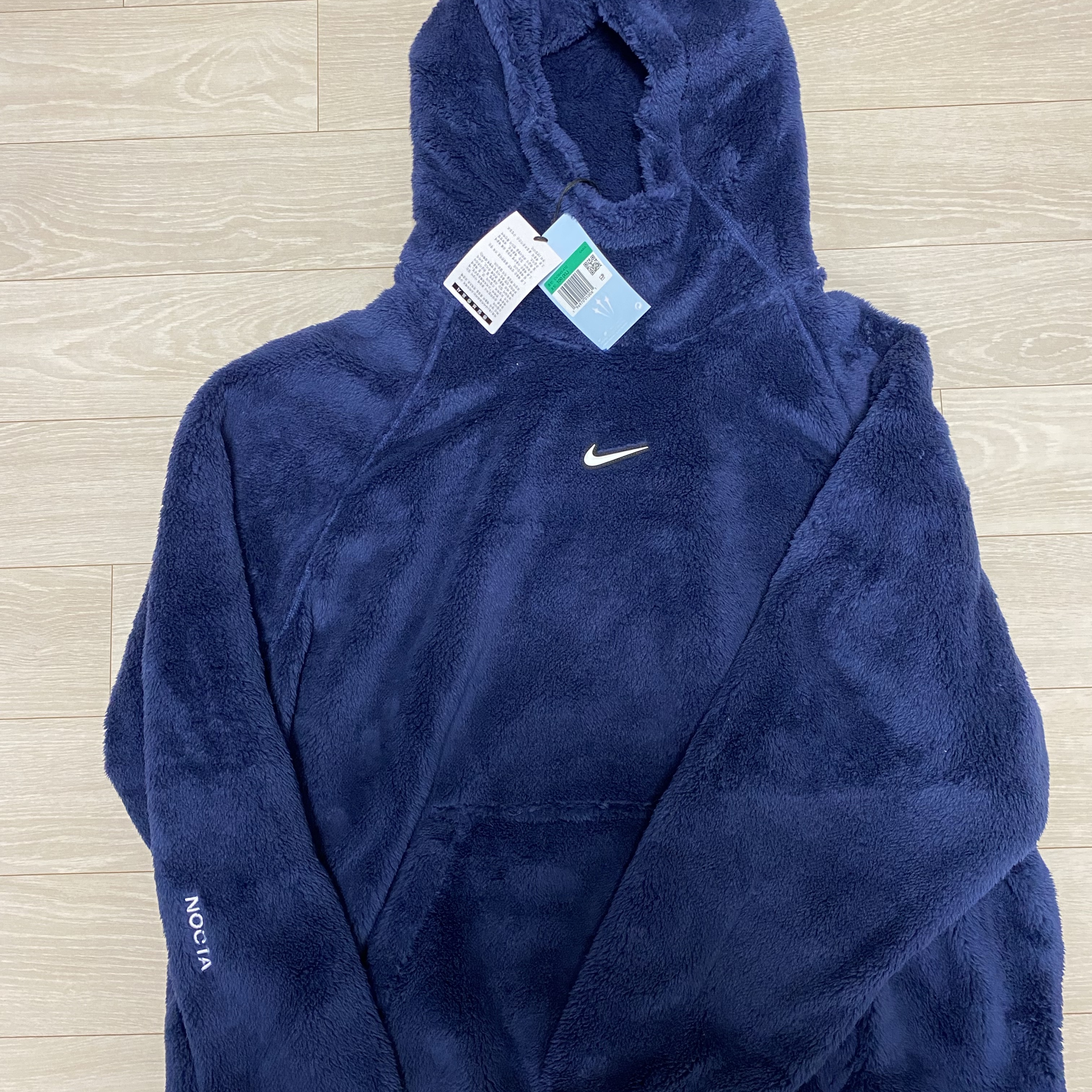 (W) Nike x Drake Nocta 8K Peaks Fleece Hoodie Midnight Navy (DV3645-410) 착용 스타일