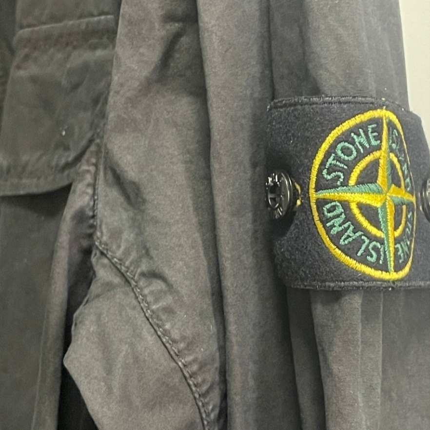 Stone Island 102WN Brushed Organic Cotton Overshirt Black - 23FW 착용 스타일
