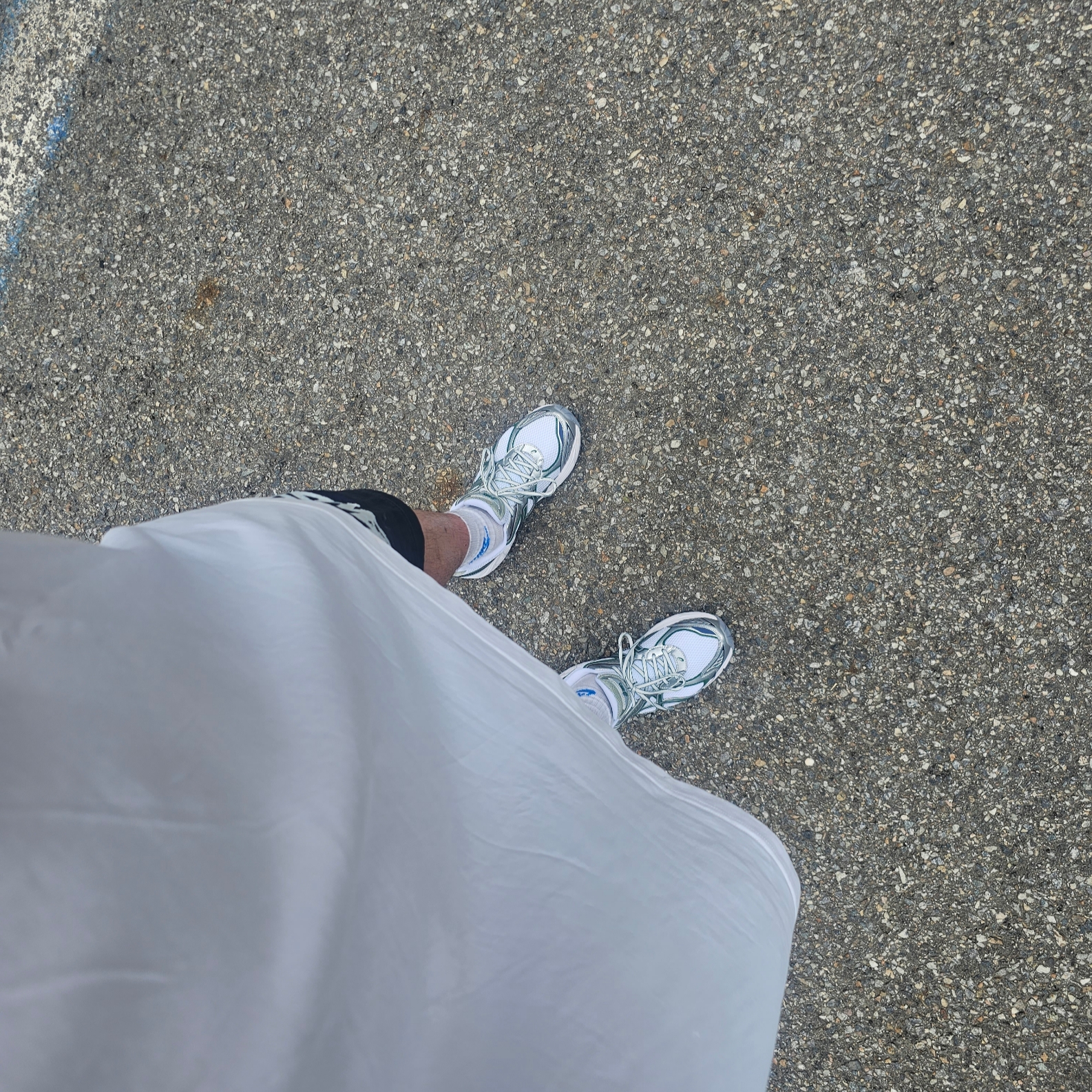 Asics GT-2160 White Shamrock Green 착용 스타일
