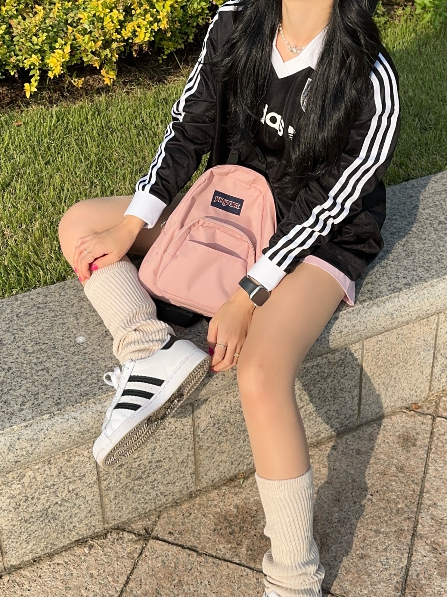 (W) Adidas Football Long Sleeve T-Shirt Black - US Sizing, Jansport Half Pint Mini Backpack Misty Rose 착용 스타일 - 2