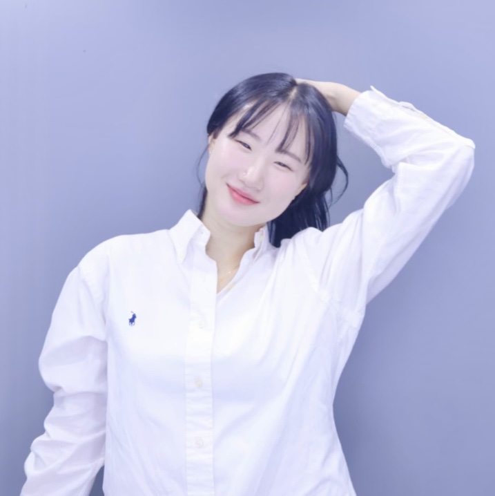 [15% 적립] 폴로 랄프 로렌 클래식 핏 가먼트 다이드 옥스포드 셔츠 화이트 착용 스타일