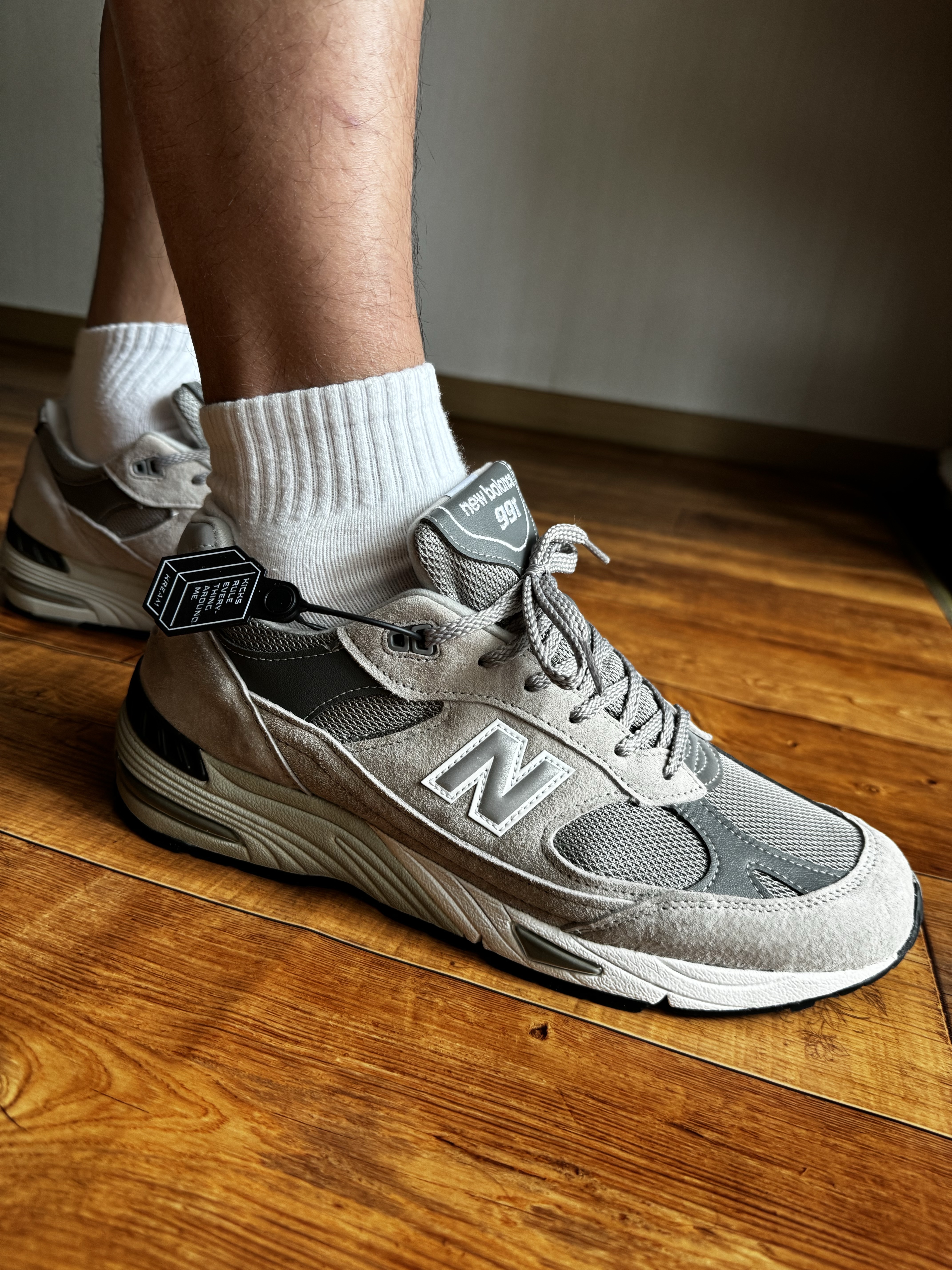 New Balance 991 Made in UK Grey 착용 스타일