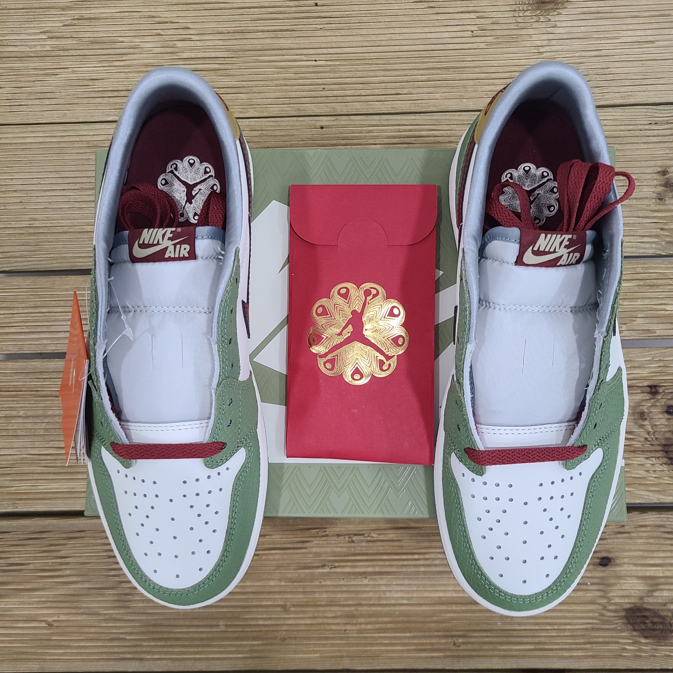 Jordan 1 Retro Low OG Chinese New Year 착용 스타일 - 3