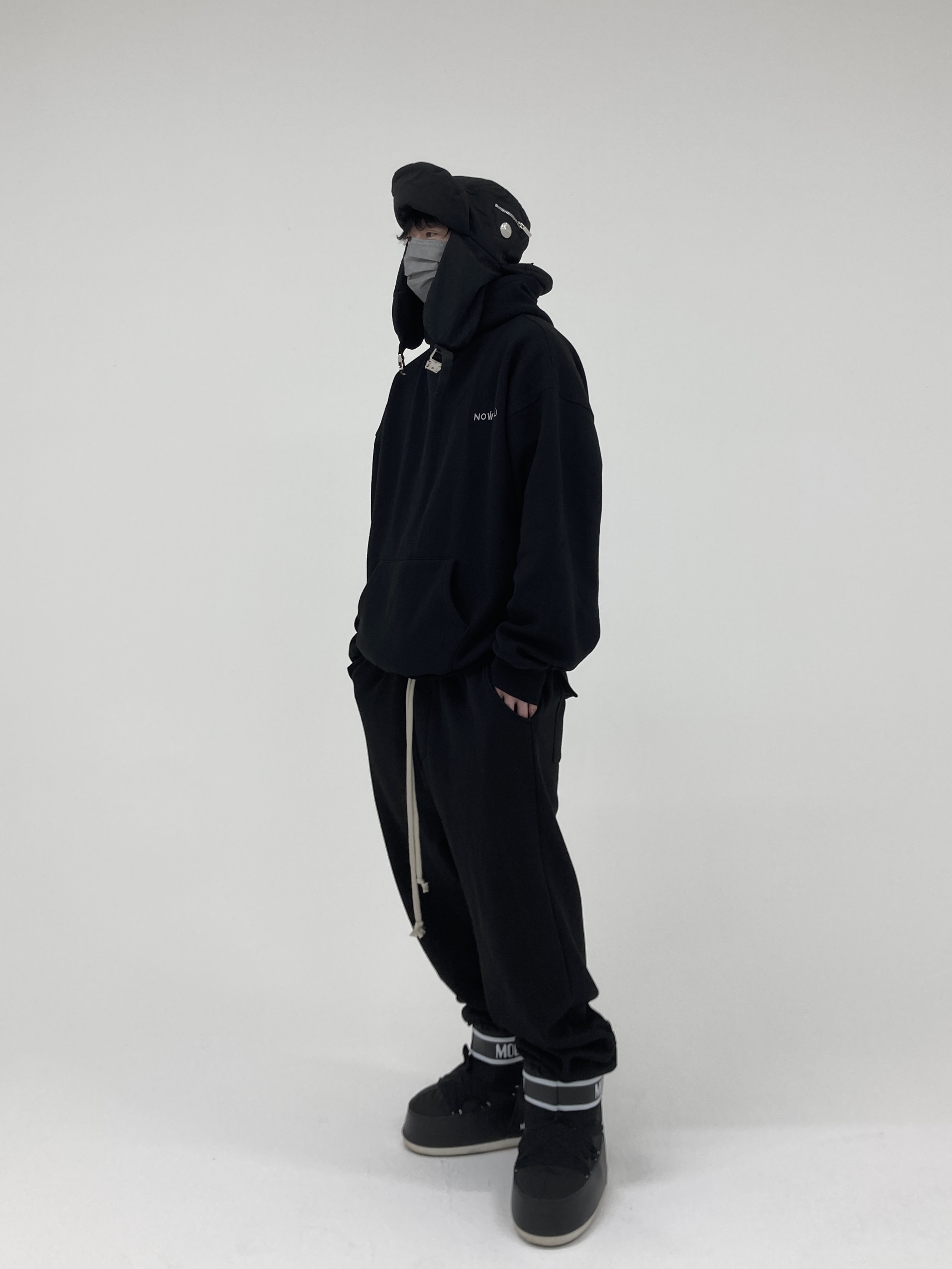 (W) Moon Boot Icon Low Nylon Boots Black 착용 스타일 - 1