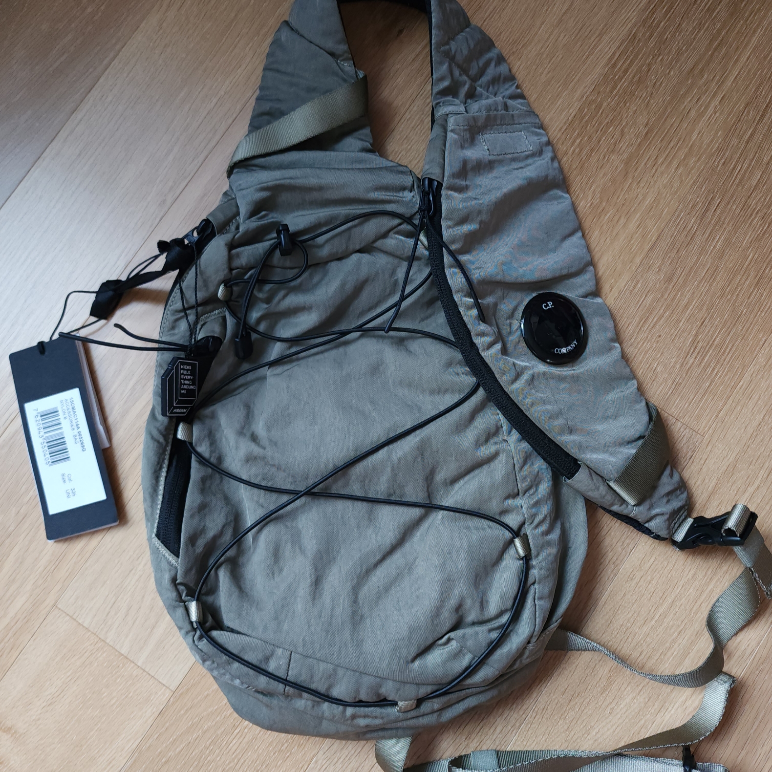 C.P. Company Nylon B Crossbody Rucksack Silver Sage Brown - 23FW, Porter Tanker Shoulder Bag L Sage Green 착용 스타일 - 1