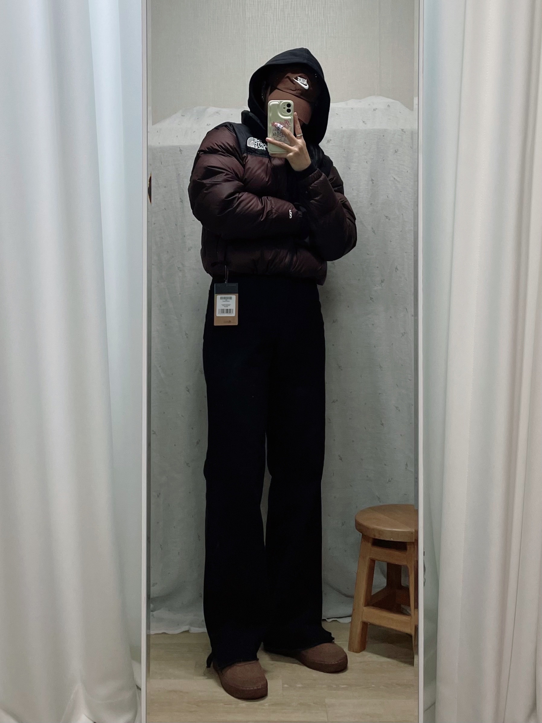 Nike Heritage 86 Futura Washed Cap Earth, (W) The North Face 1996 Retro Nuptse Jacket Coal Brown 착용 스타일 - 7