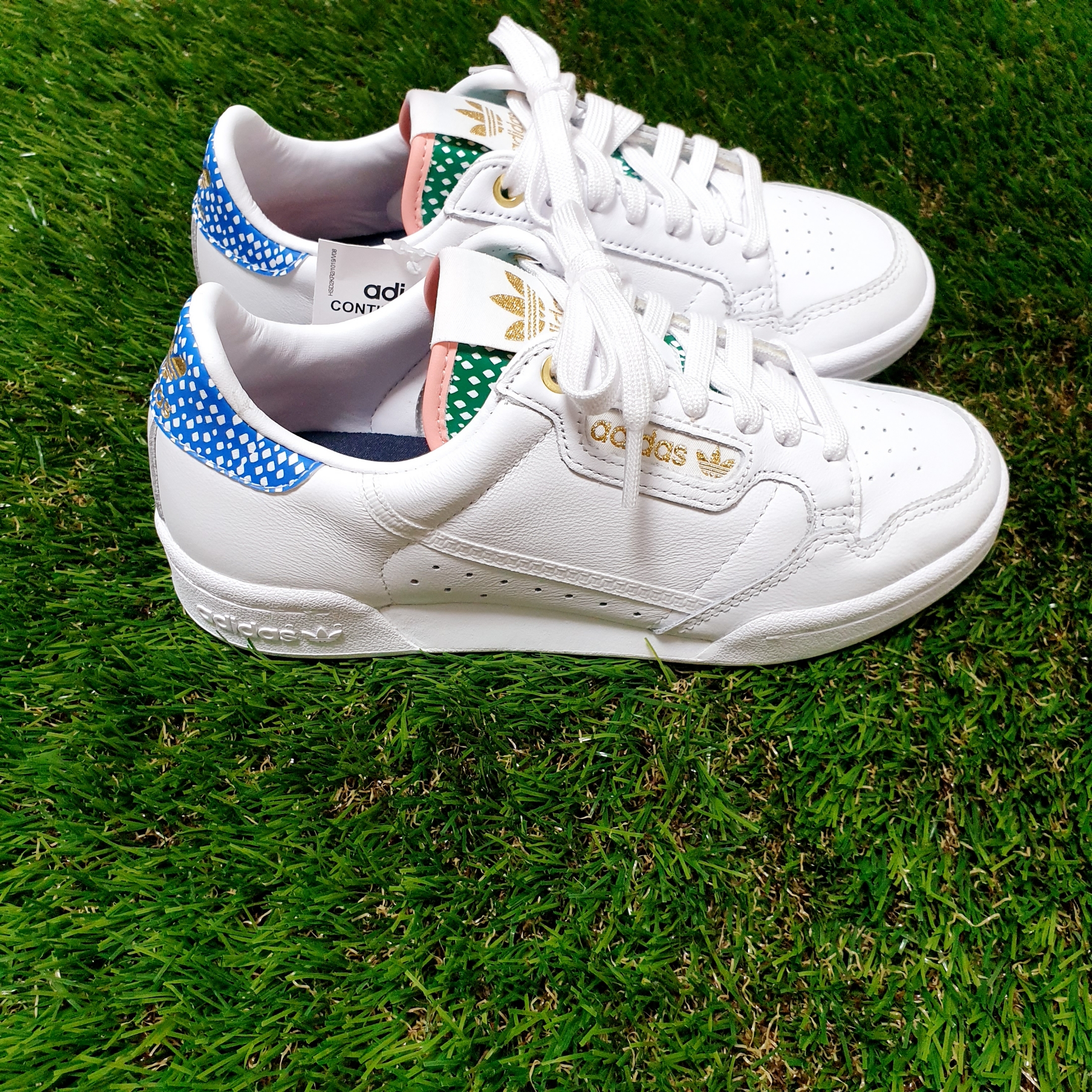(W) Adidas Continental 80 Cloud White Gold Metallic 착용 스타일 - 1