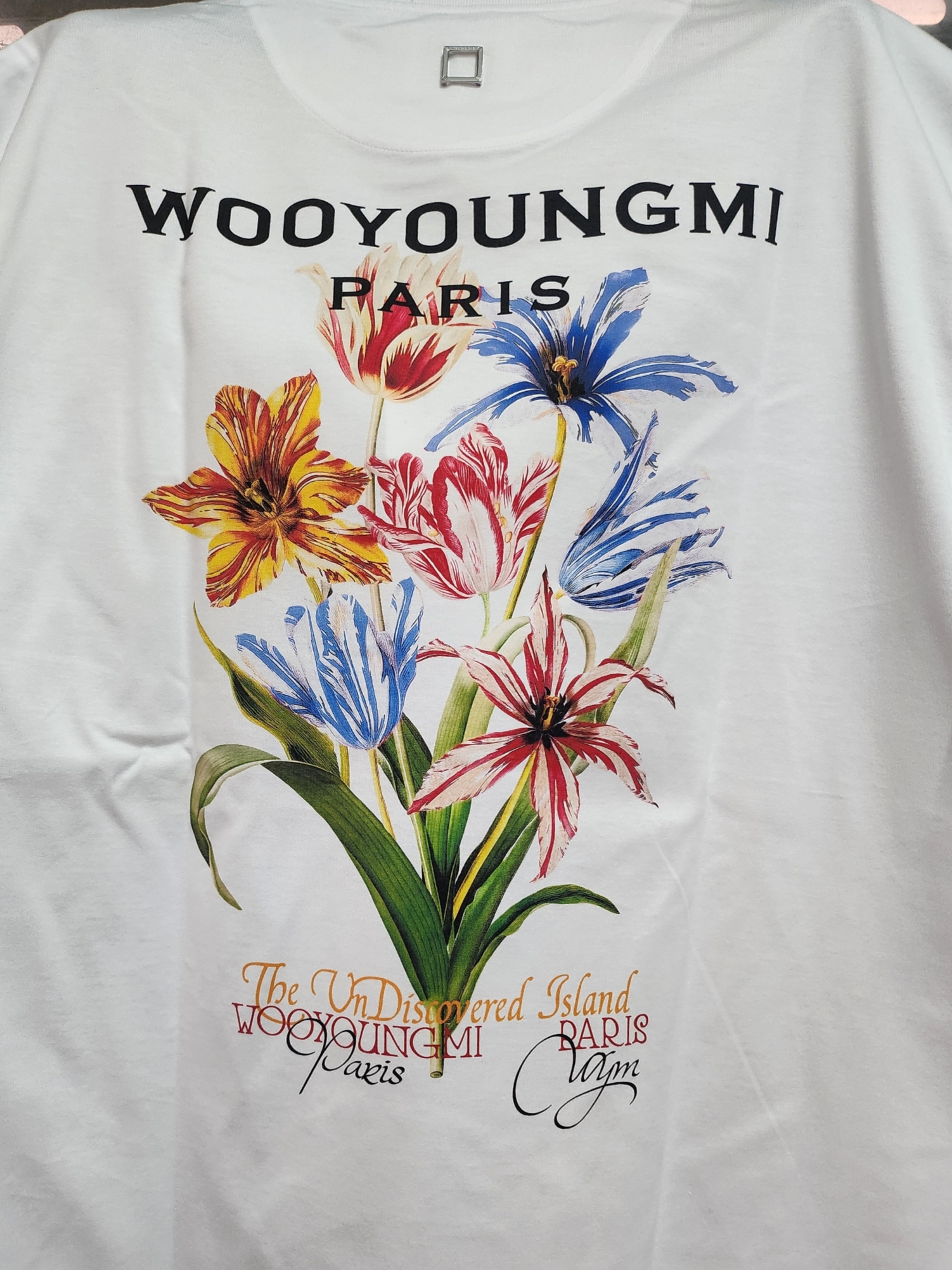 Wooyoungmi Flower Print T-Shirt White - 24SS 착용 스타일