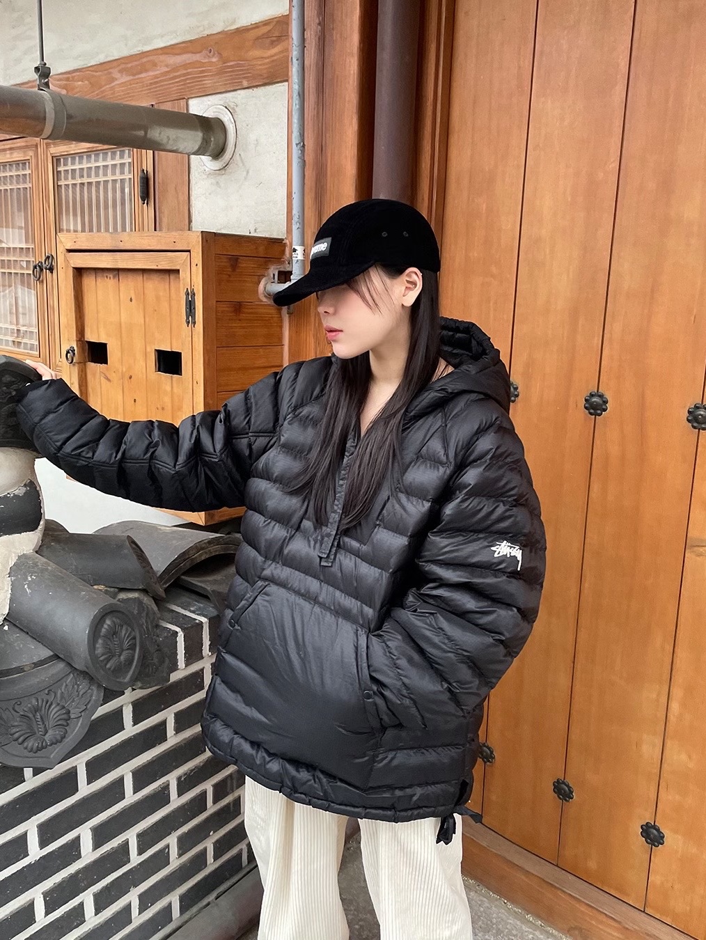 Supreme Corduroy Camp Cap Black - 23FW, Jordan 1 Retro High OG Chicago 2022 착용 스타일 - 2