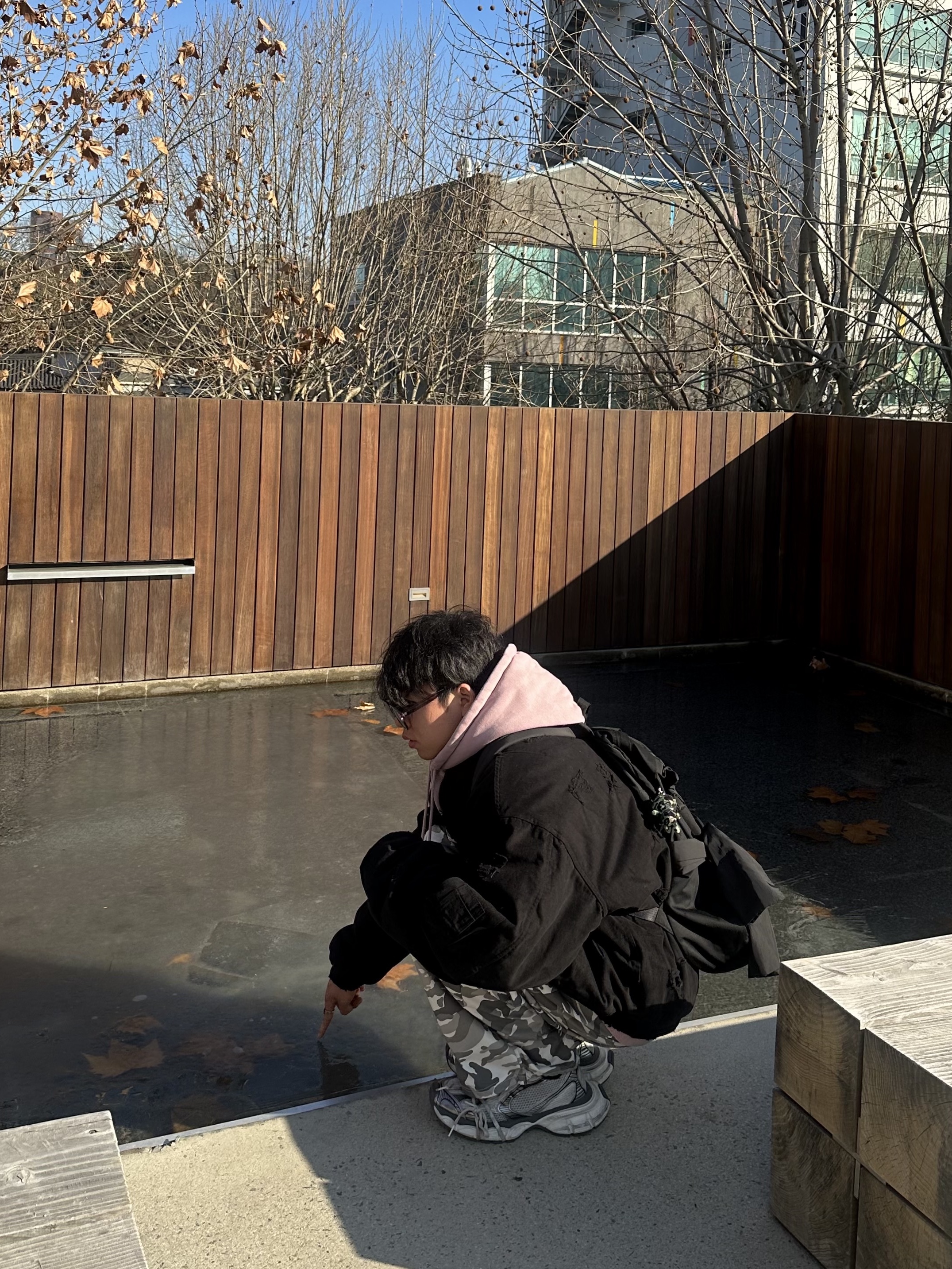 Undermycar Dtrange Dead Starange Destroyed Bomber Obsidian - 23SS, Balenciaga 3XL Sneakers Grey White Red 착용 스타일 - 5