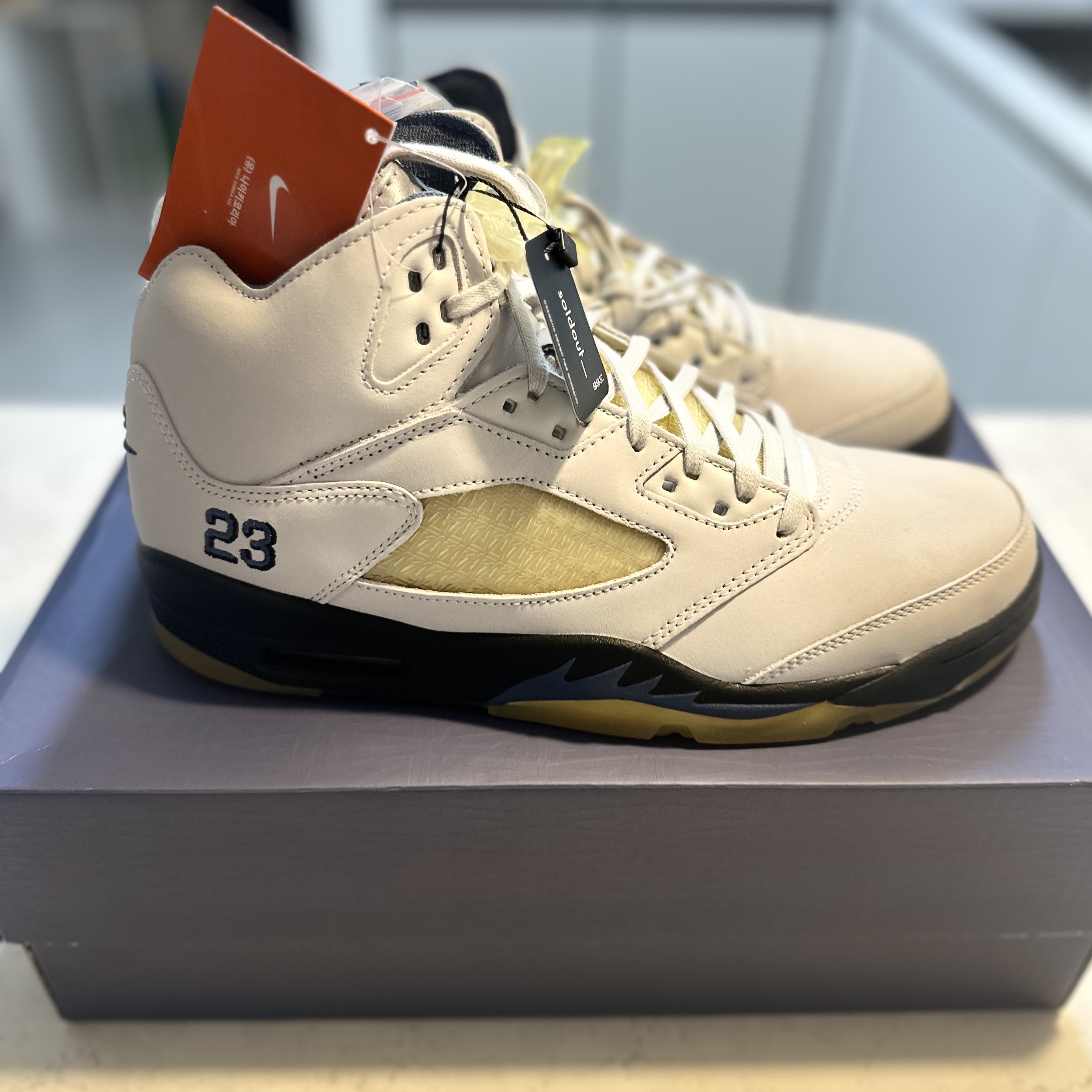 (W) Jordan 5 x A Ma Maniere Retro Dawn 착용 스타일 - 4
