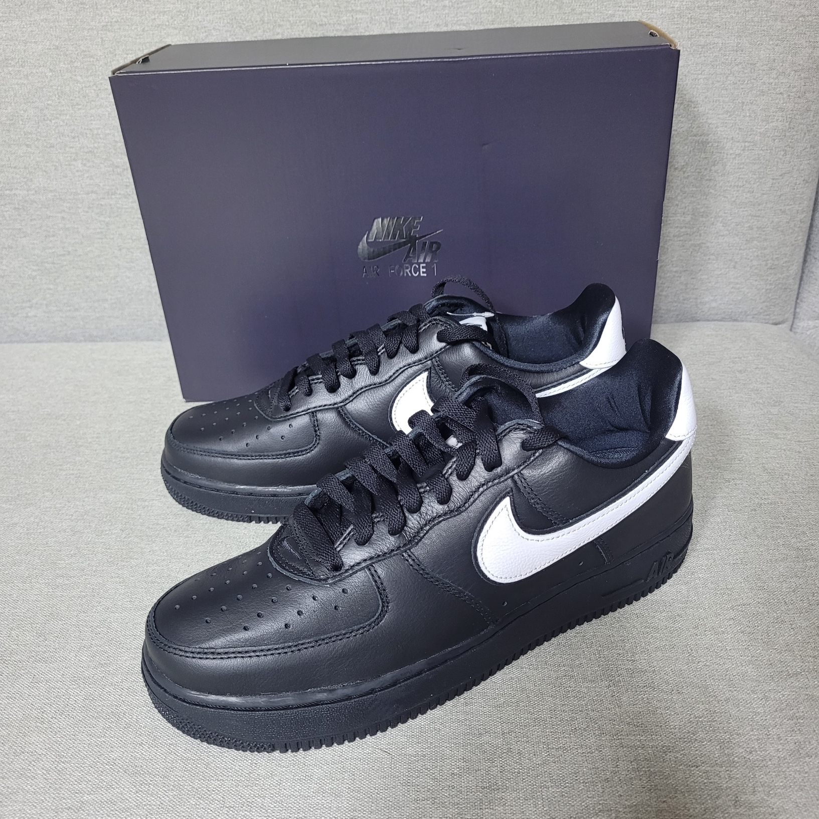 Nike Air Force 1 Low QS Black White 착용 스타일