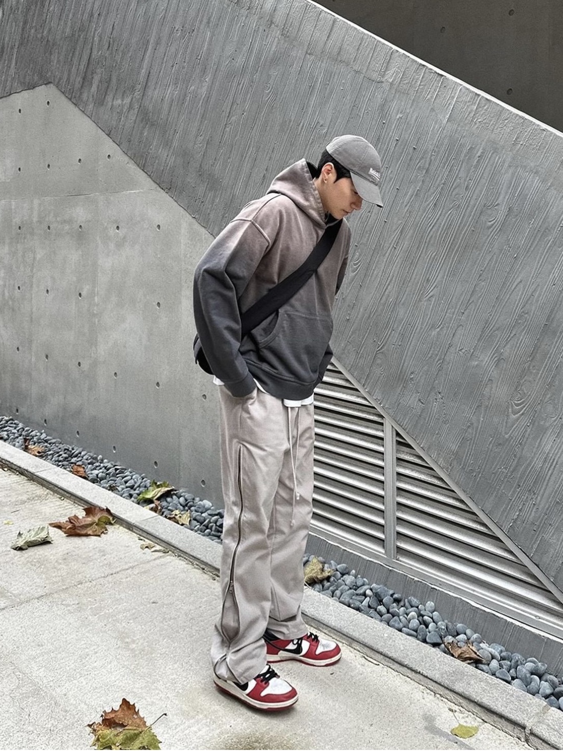 Nike SB Dunk Low Pro Chicago, Jordan 1 Low Golf Chicago 착용 스타일