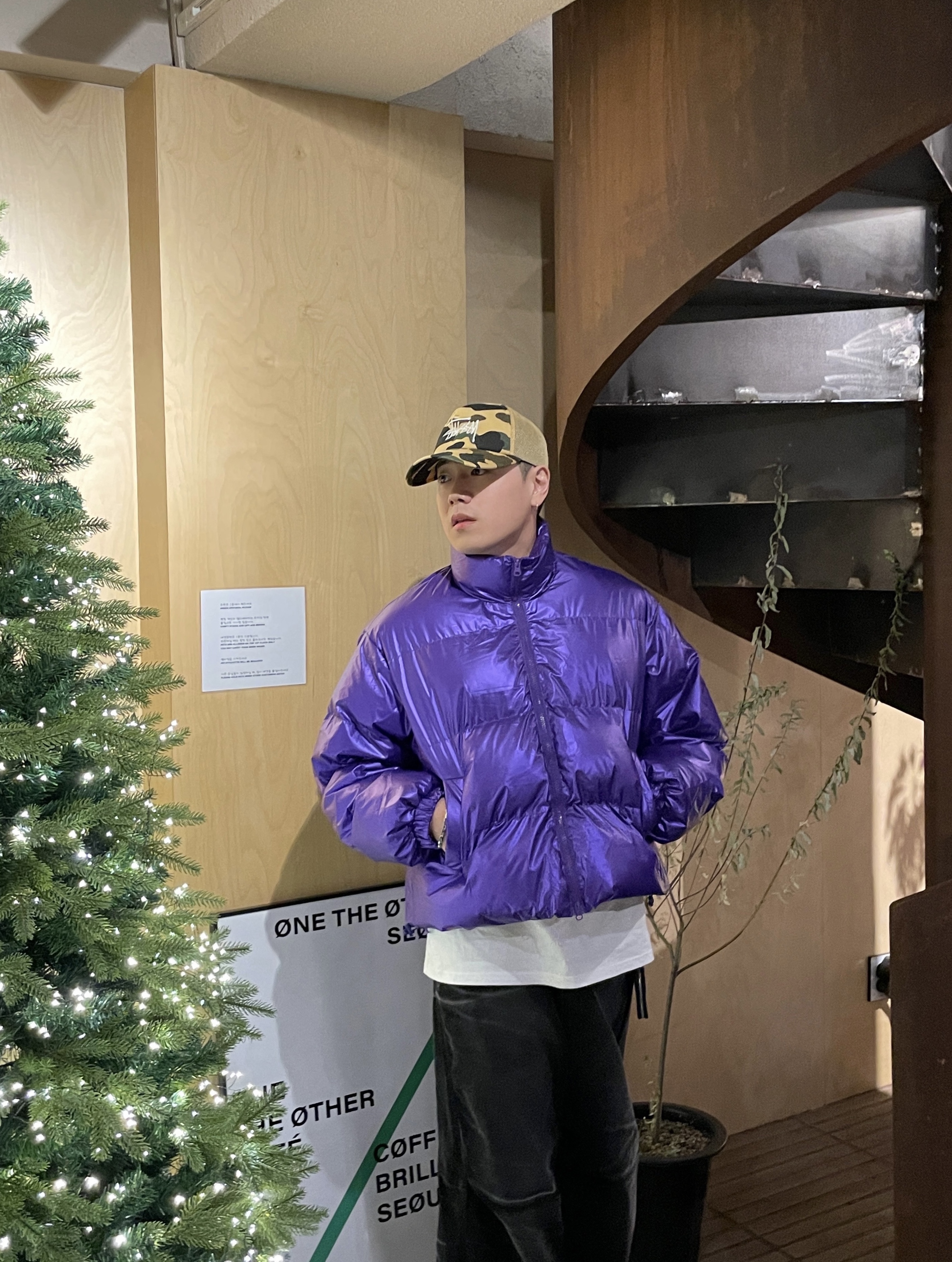 Stussy x BAPE Trucker Cap Yellow, Balenciaga Steroid Derby Black 착용 스타일 - 2