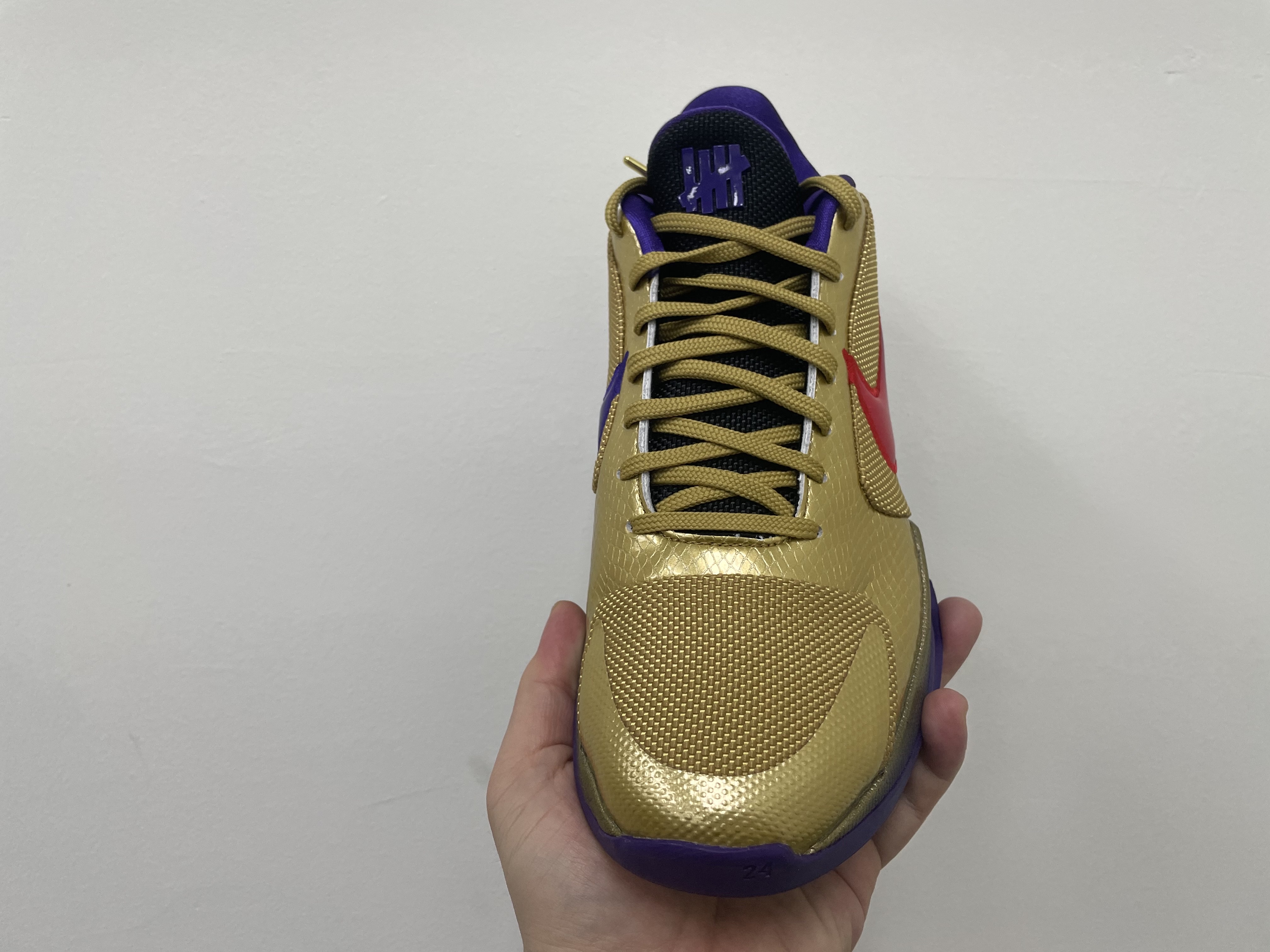 Nike x Undefeated Kobe 5 Protro Hall of Fame 착용 스타일 - 4