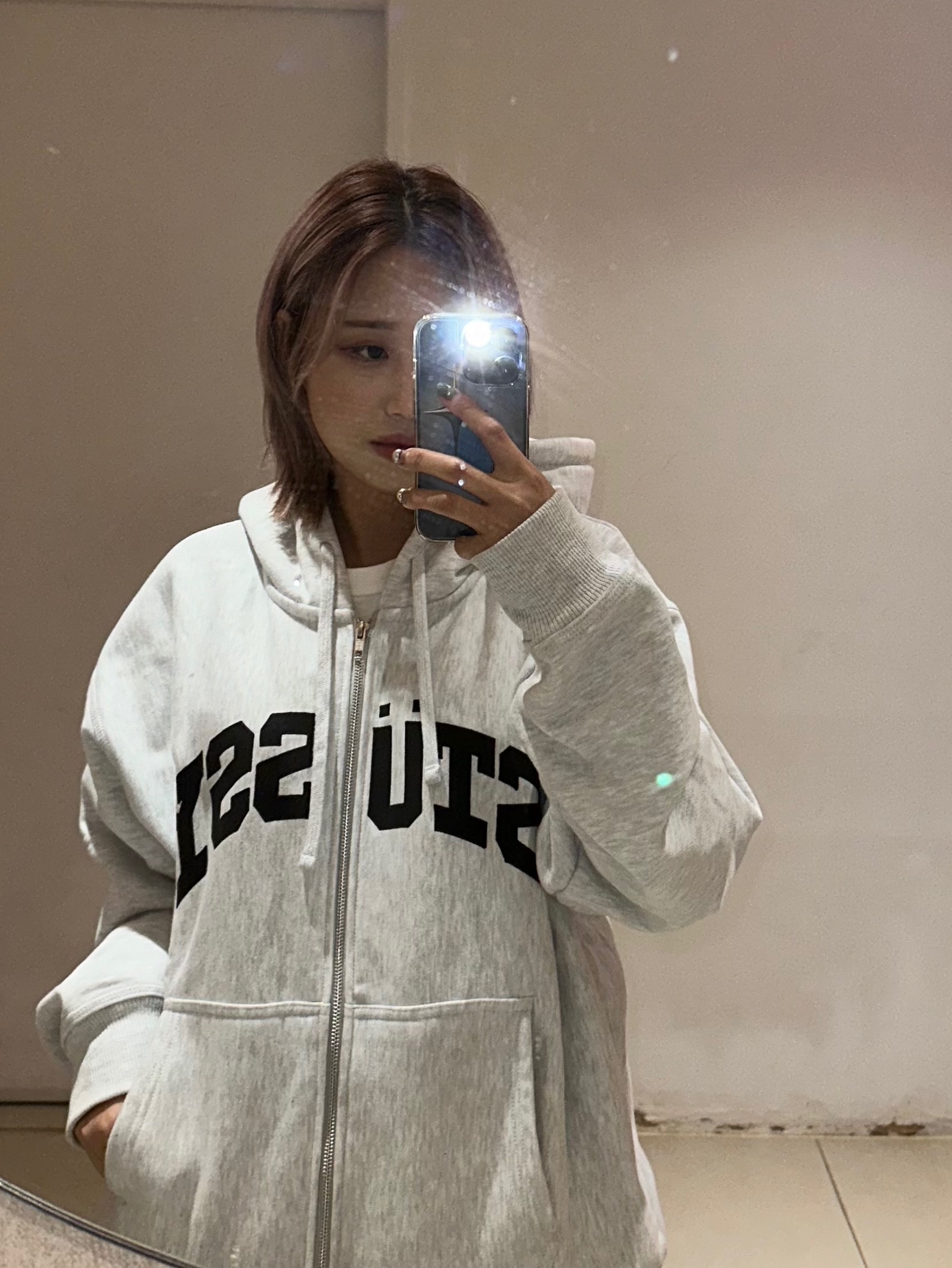 Stussy Block Sport Zip Hoodie Ash Heather, Adidas x Sean Wotherspoon Superstar Superearth Black 착용 스타일 - 1