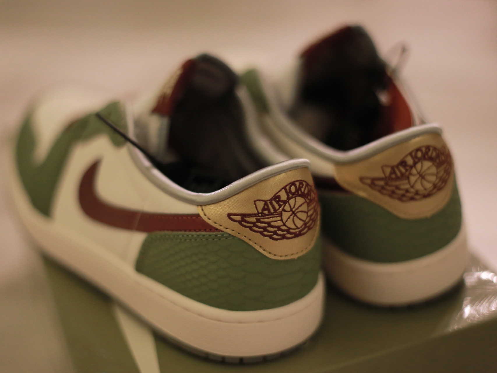 Jordan 1 Retro Low OG Chinese New Year 착용 스타일 - 3