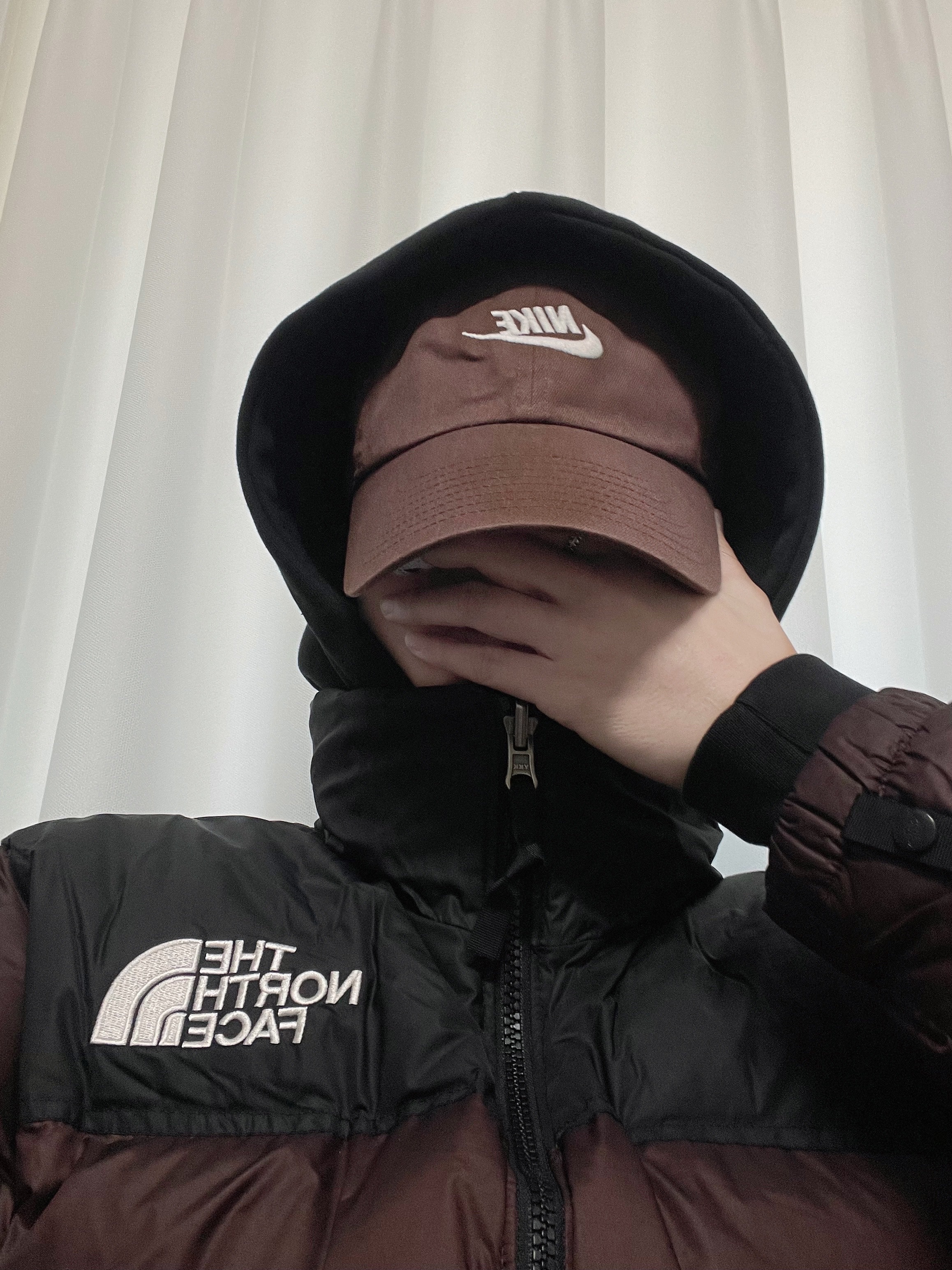 Nike Heritage 86 Futura Washed Cap Earth, (W) The North Face 1996 Retro Nuptse Jacket Coal Brown 착용 스타일 - 1