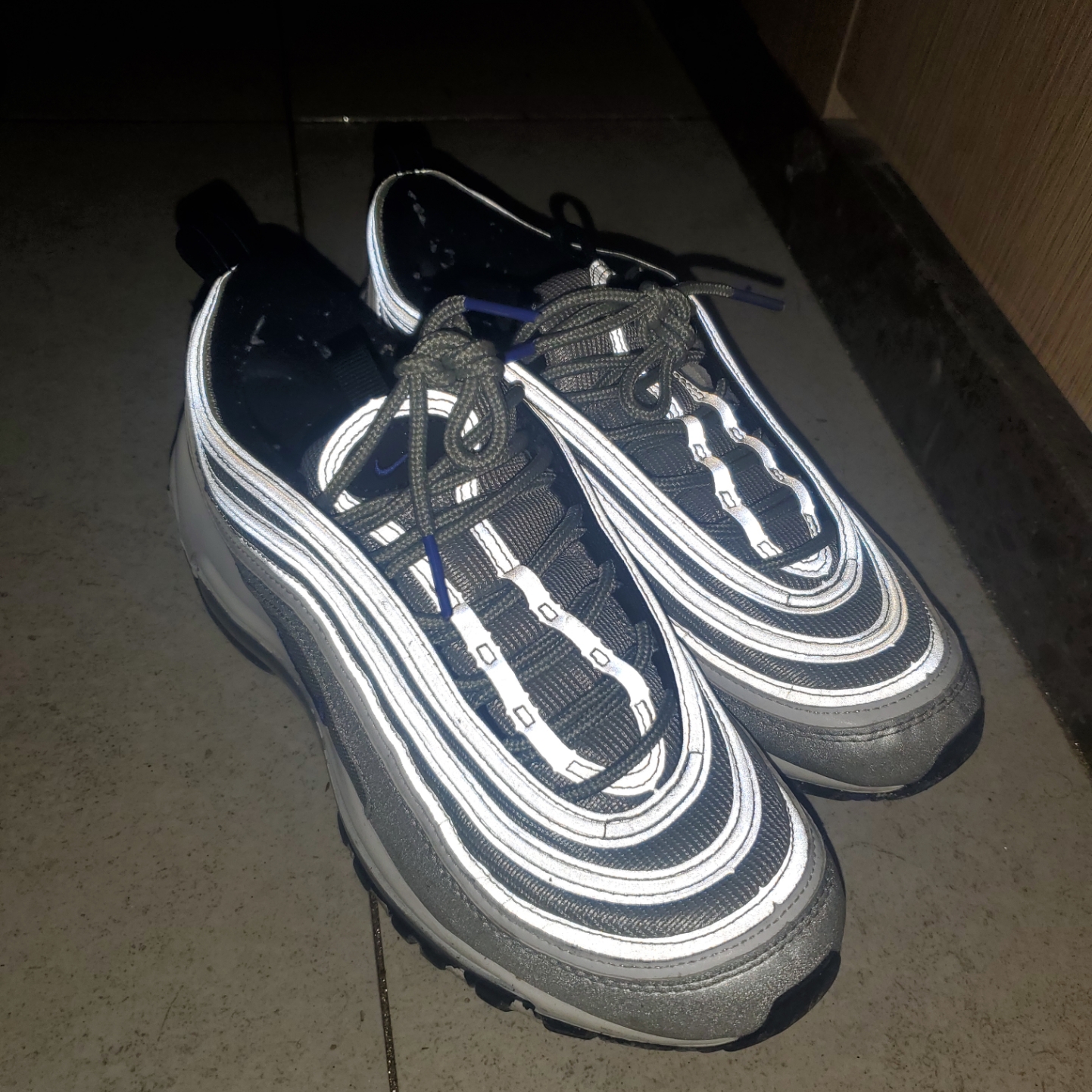 (GS) Nike Air Max 97 Silver Blue 착용 스타일 - 2