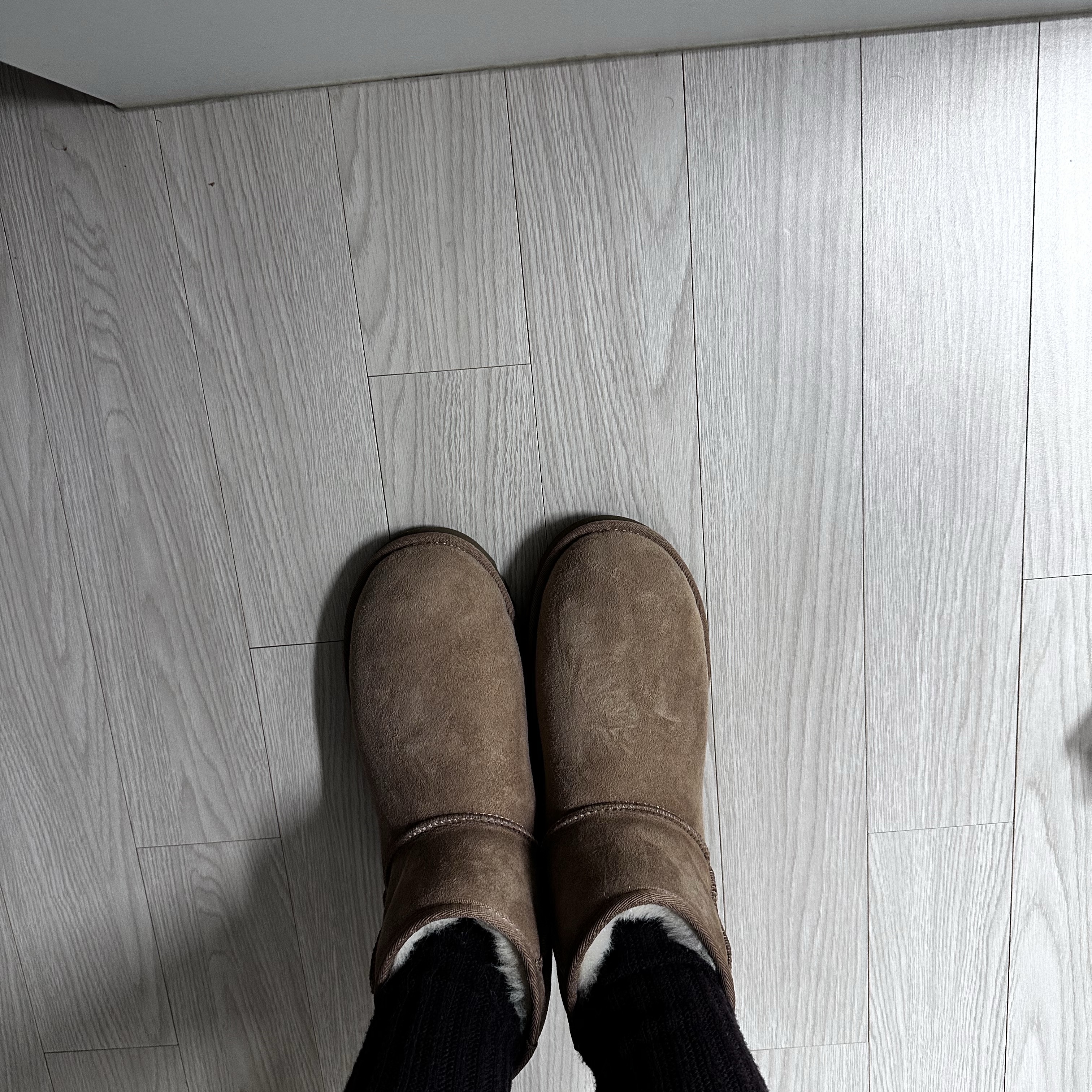 (W) UGG Classic Mini II Boots Chestnut 착용 스타일