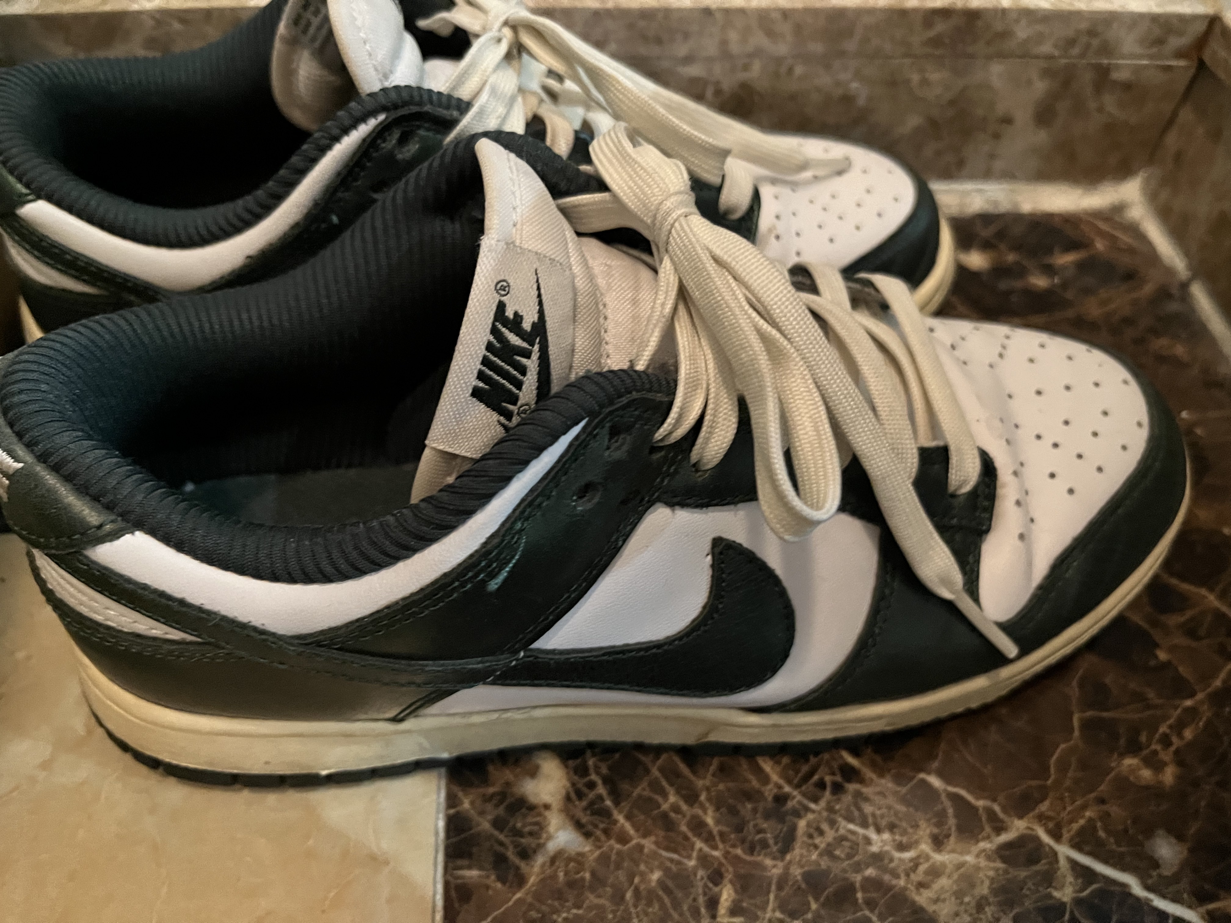 (W) Nike Dunk Low Vintage Green 착용 스타일