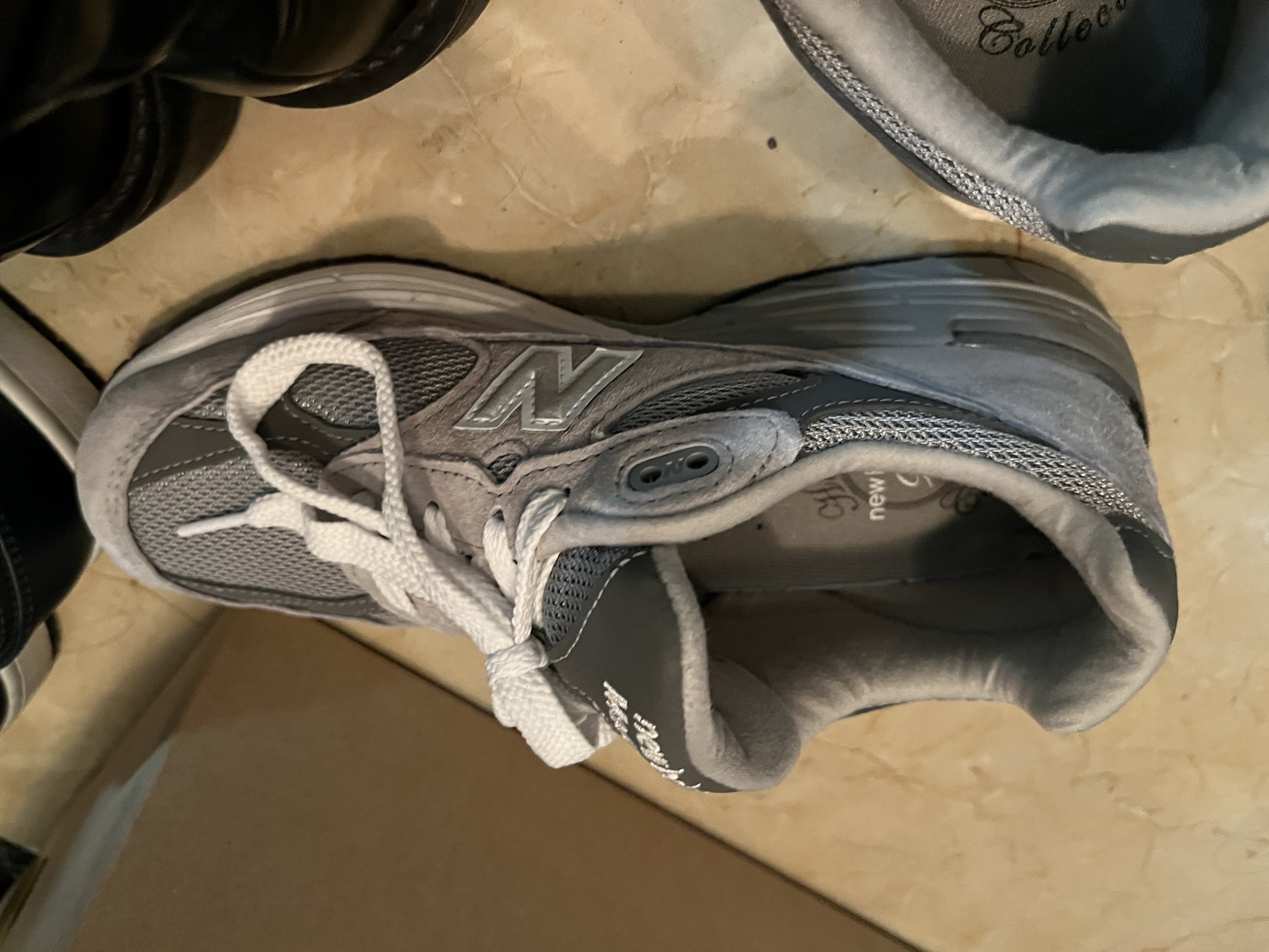 (W) New Balance 993 Made in USA Grey - B Standard 착용 스타일