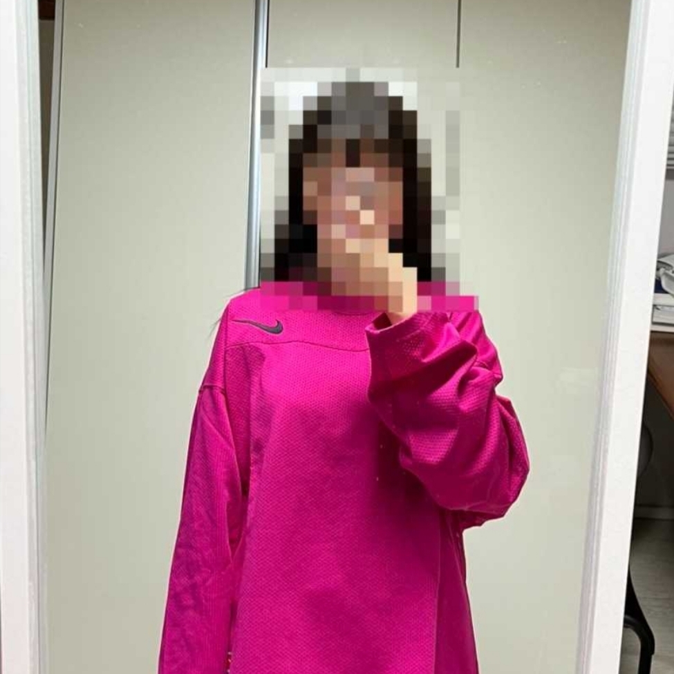 Nike x Stussy Long Sleeve Top Fireberry (FJ9164-615) 착용 스타일 - 2