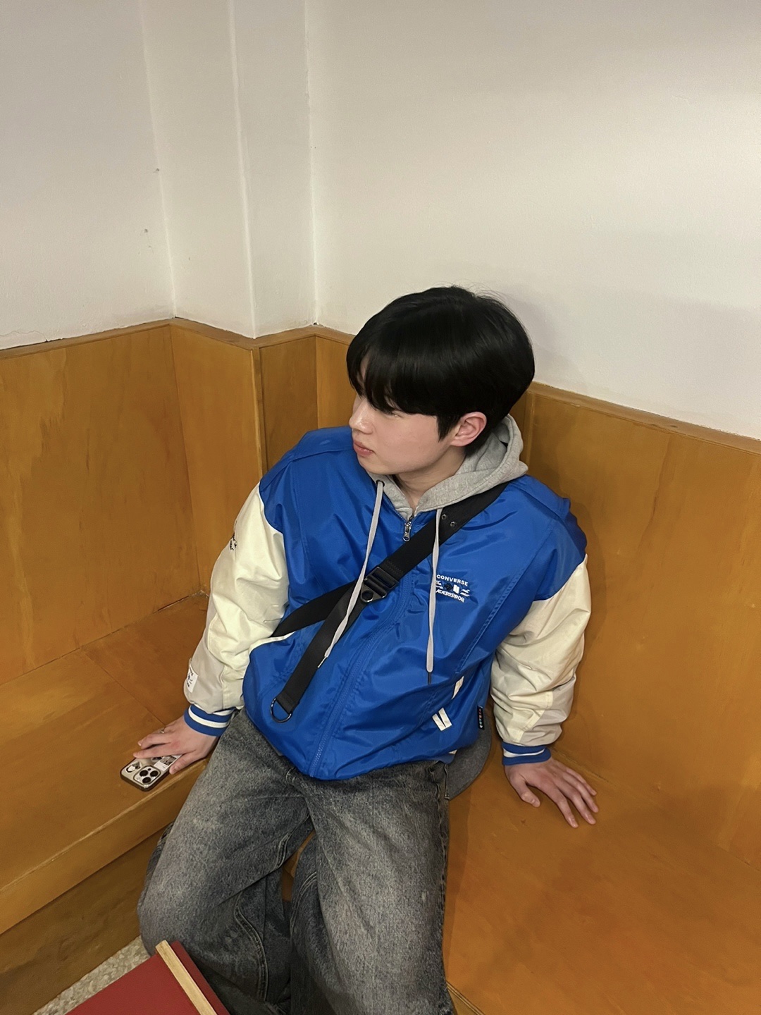 Converse x Ader Error Shapes Varsity Jacket Cobalt, CDG Logo Check Muffler White Black ์ฐฉ์ฉ ์คํ์ผ - 3