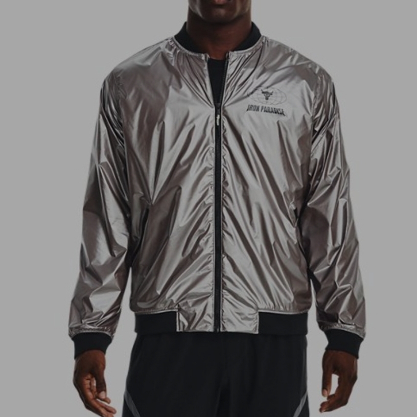 Under Armour Project Rock Disrupt Bomber Jacket Metallic Tin Black 착용 스타일 - 2