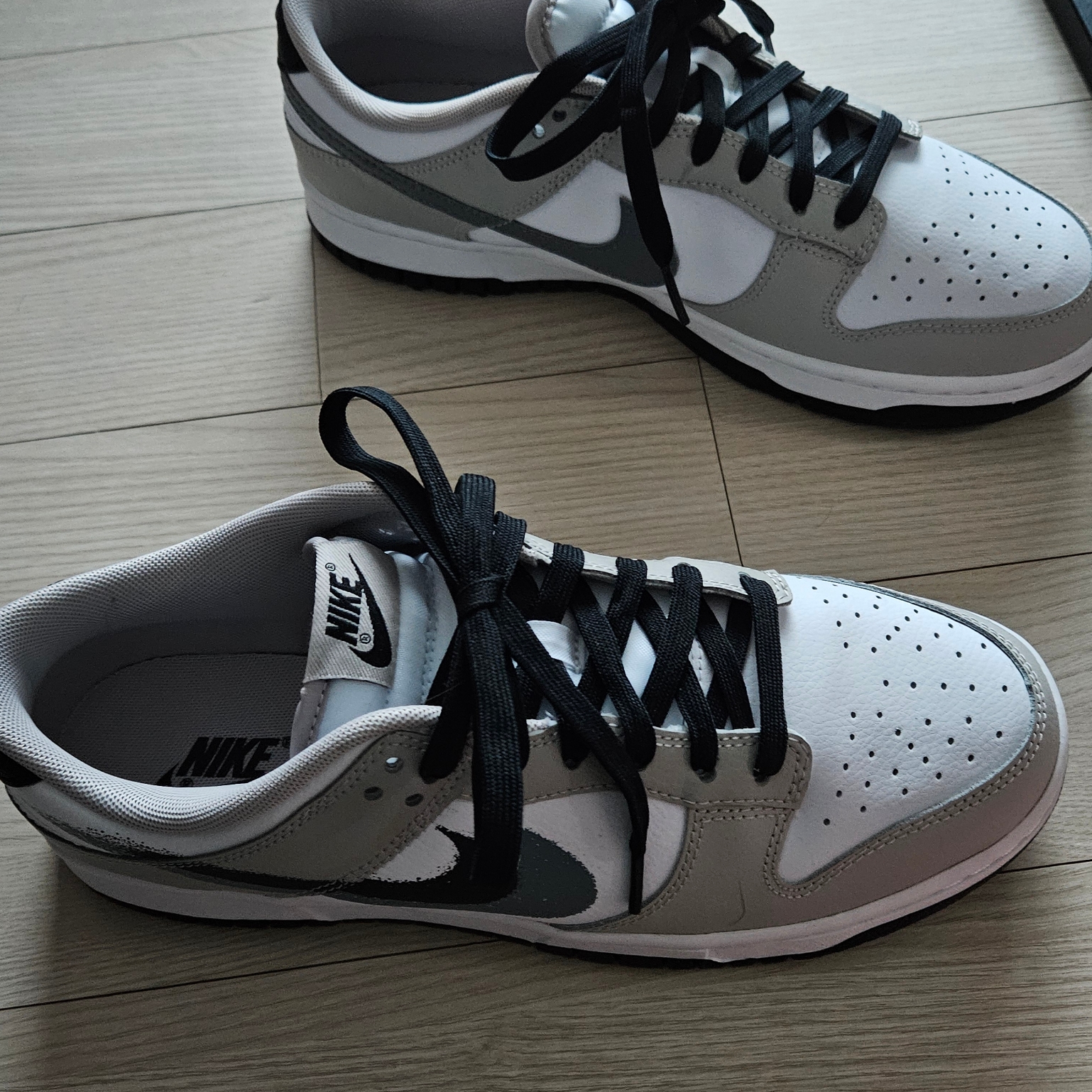 Nike Dunk Low Cool Grey White 착용 스타일