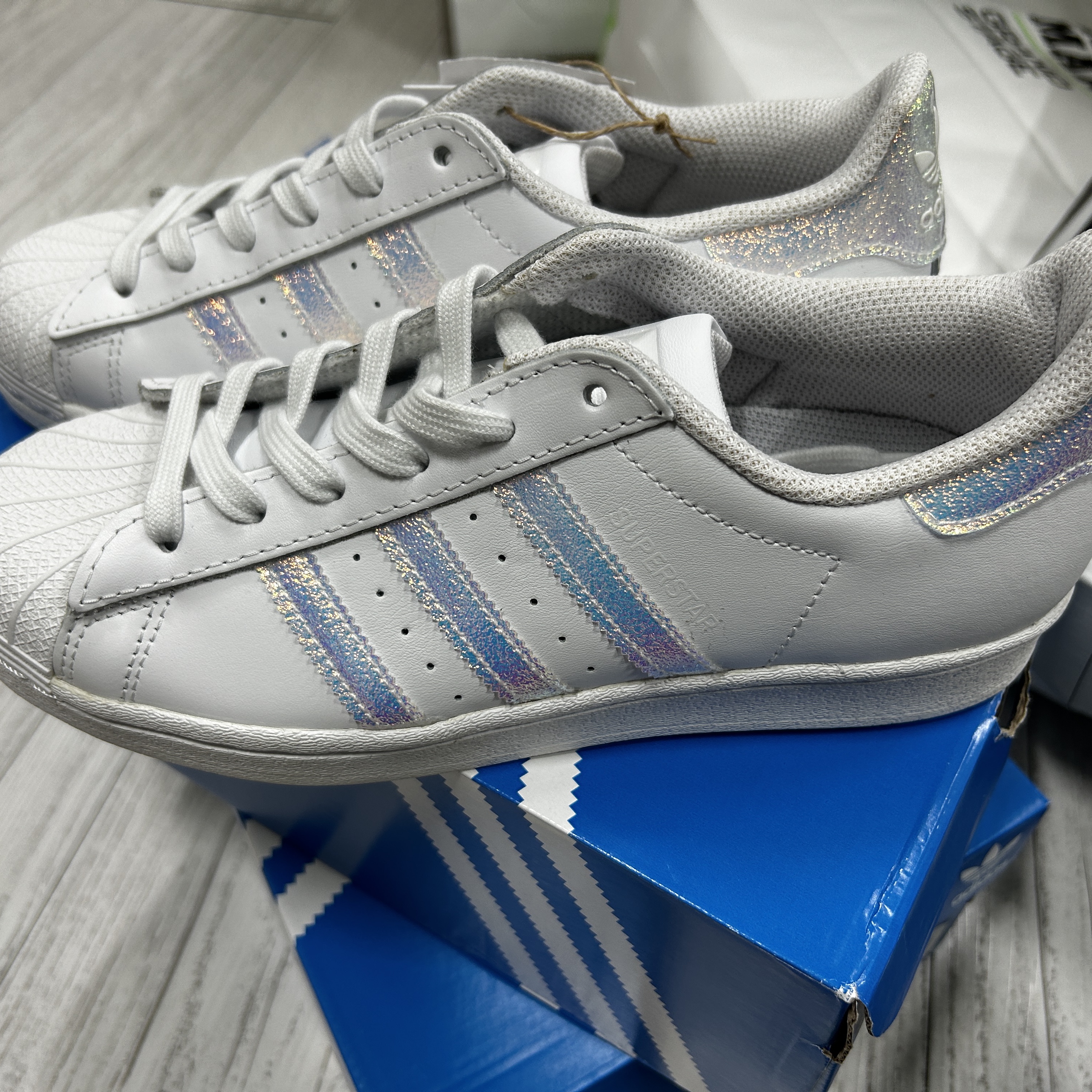 (J) Adidas Superstar Cloud White 착용 스타일