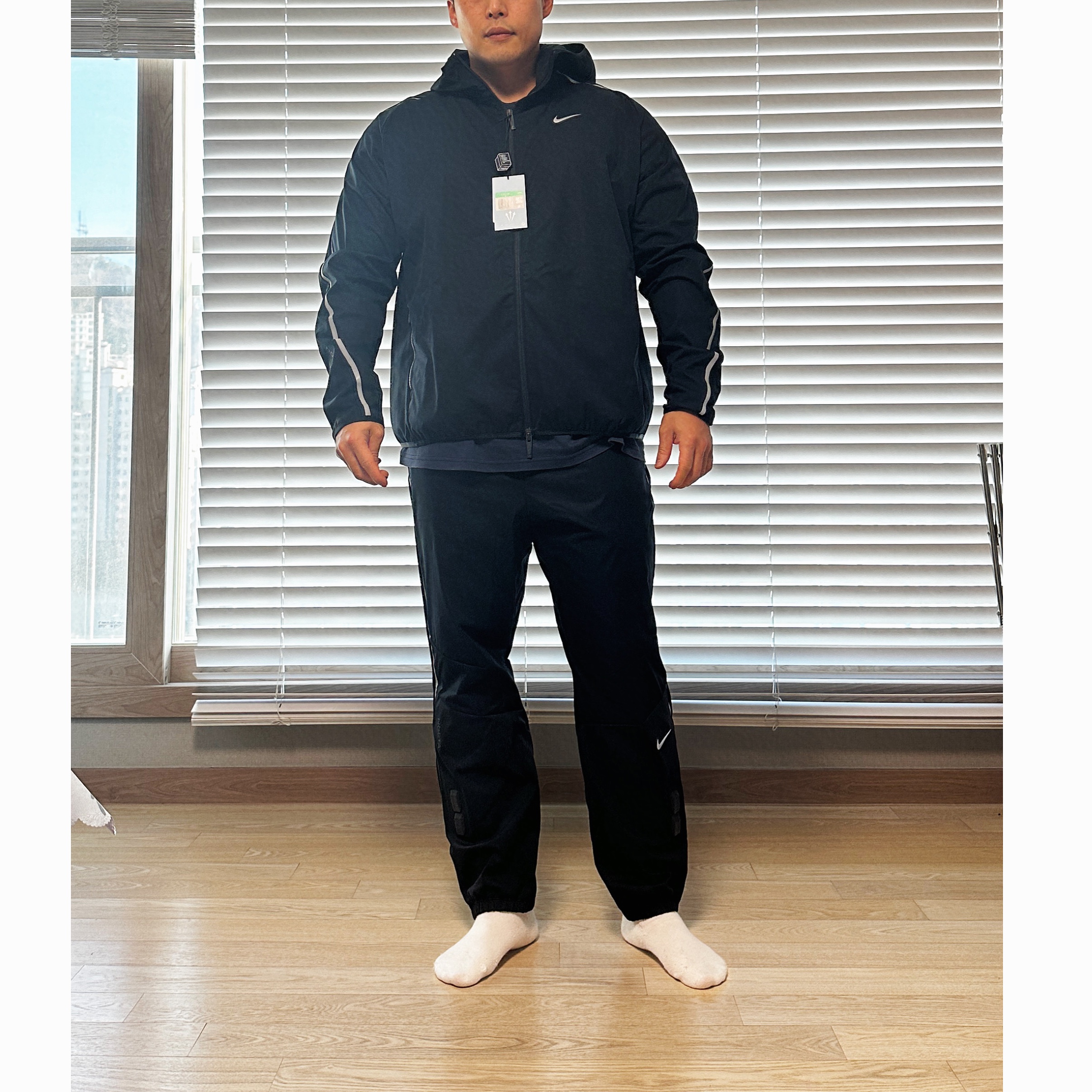 Nike x Drake Nocta Basketball Warmup Pants Black (DV3732-010), Nike x Drake Nocta Basketball Warmup Jacket Black (DV3661-010) 착용 스타일 - 4