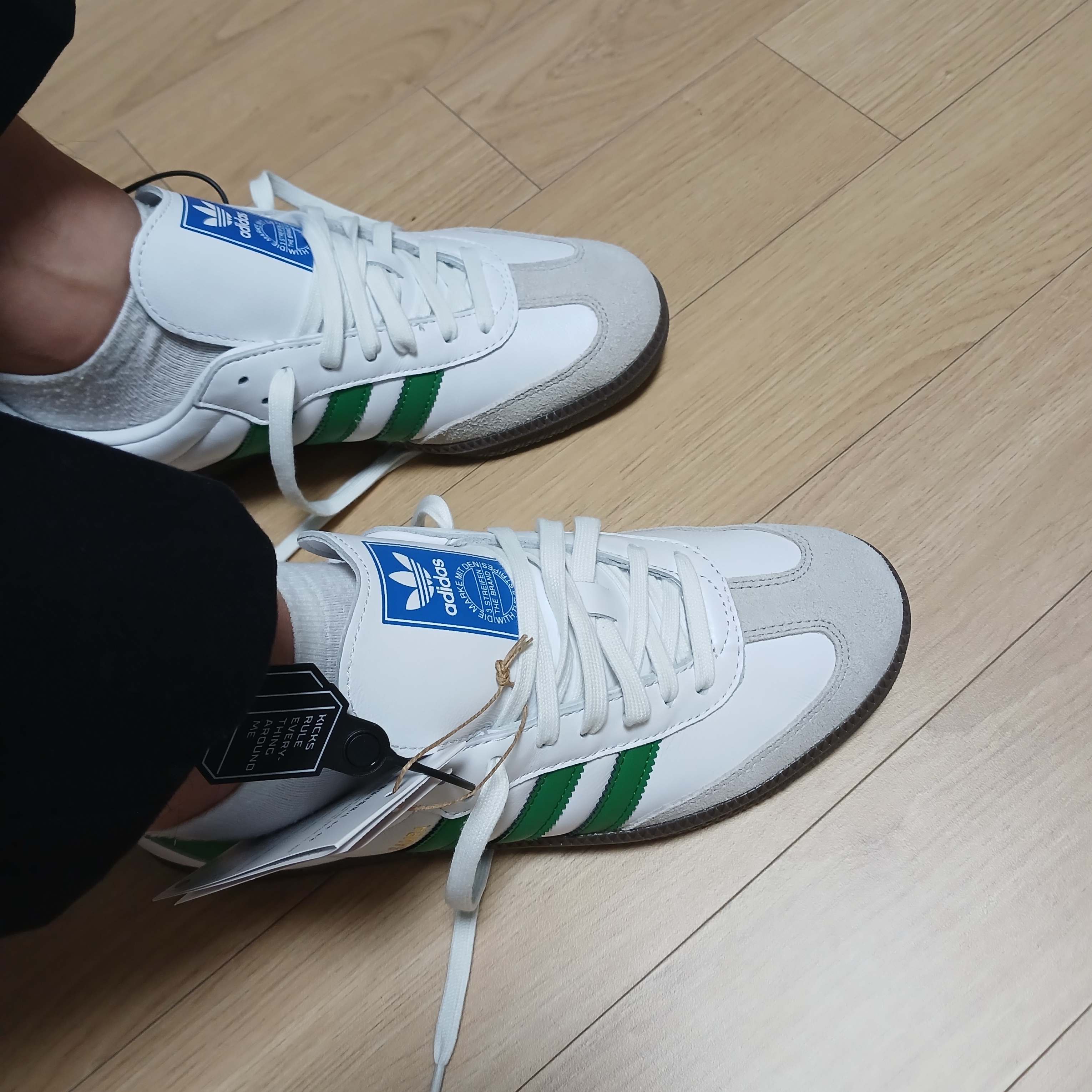 Adidas Samba OG White Green 착용 스타일