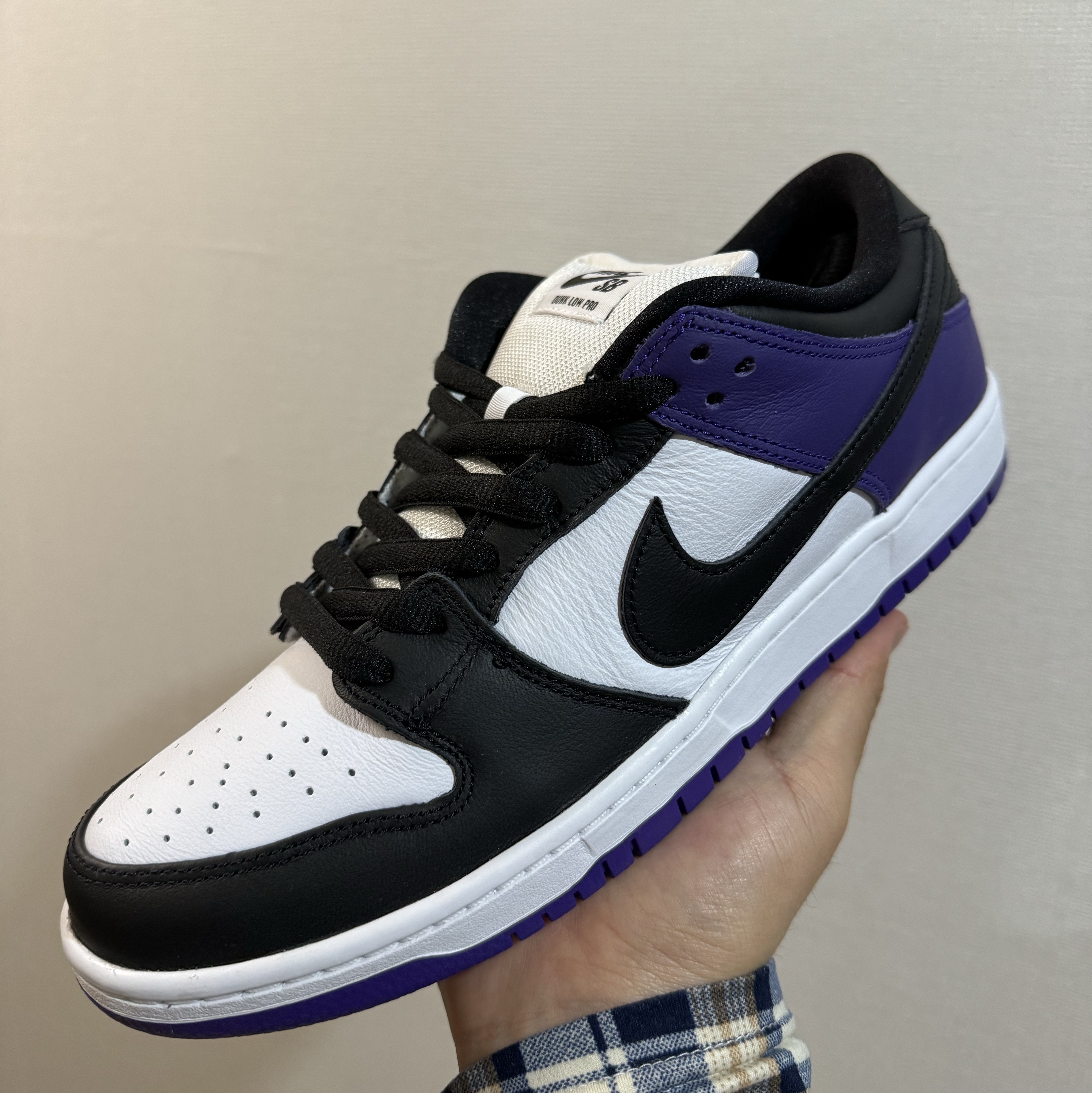 Nike SB Dunk Low Pro Court Purple 착용 스타일