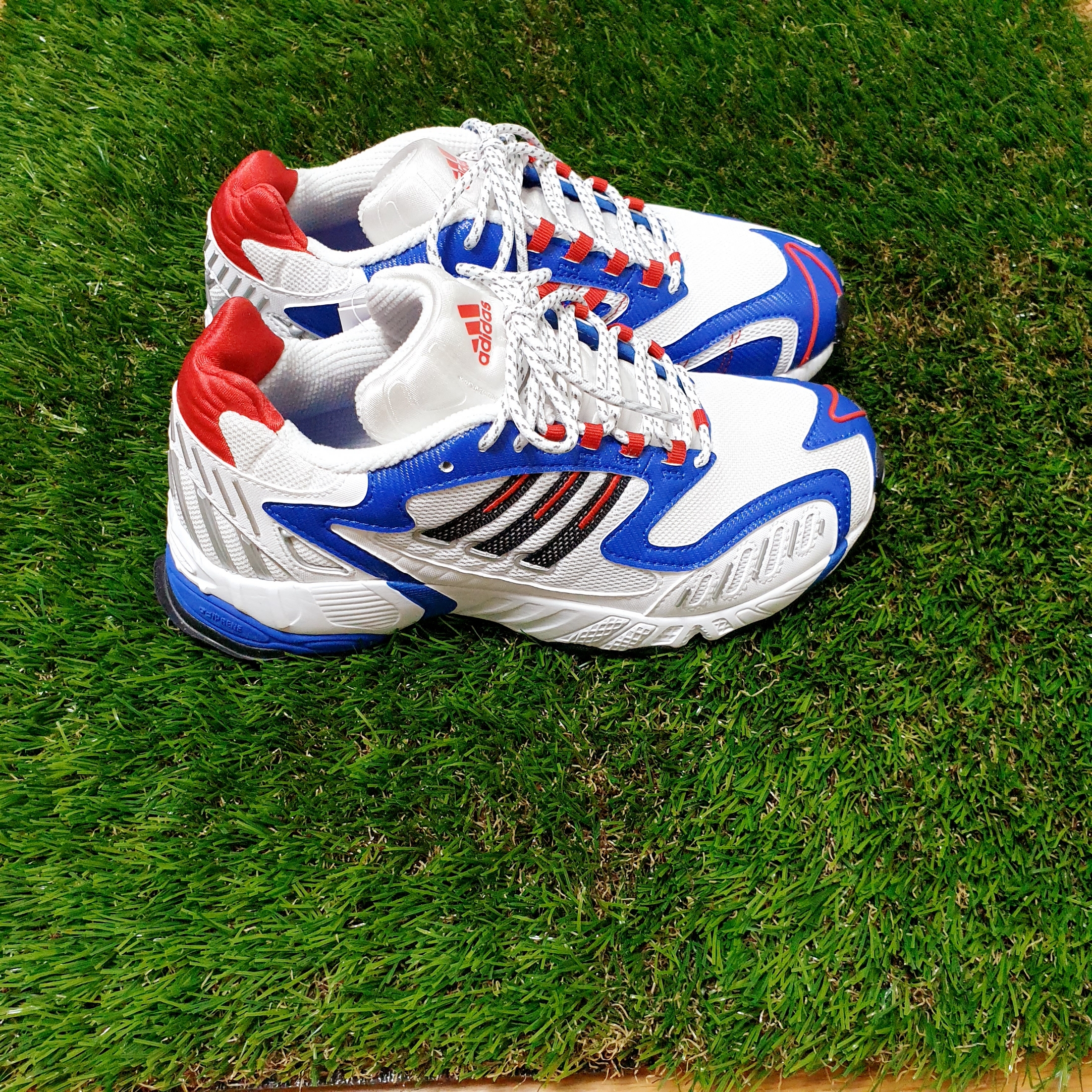 Adidas Torsion TRDC Cloud White Royal Blue 착용 스타일 - 1