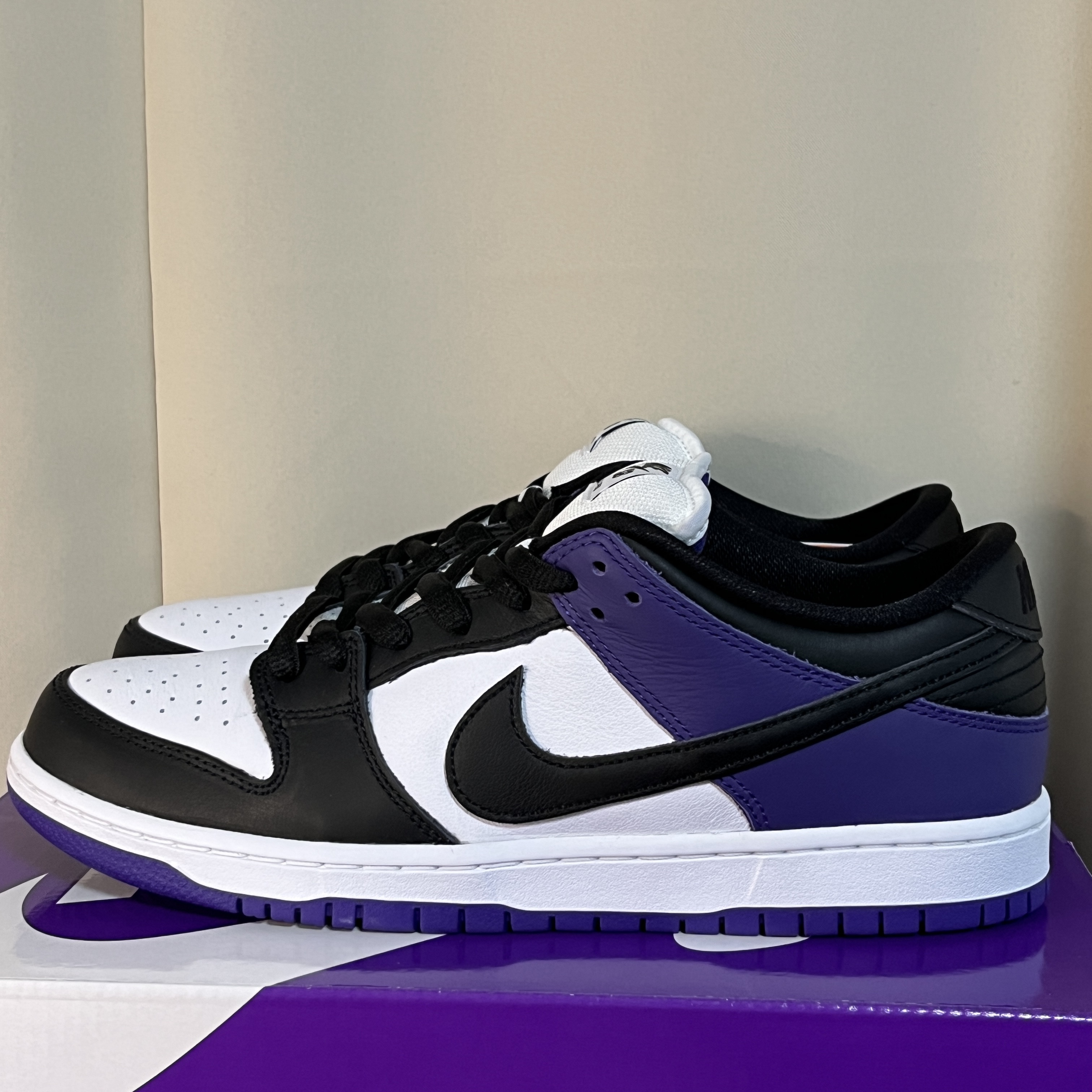 Nike SB Dunk Low Pro Court Purple 착용 스타일