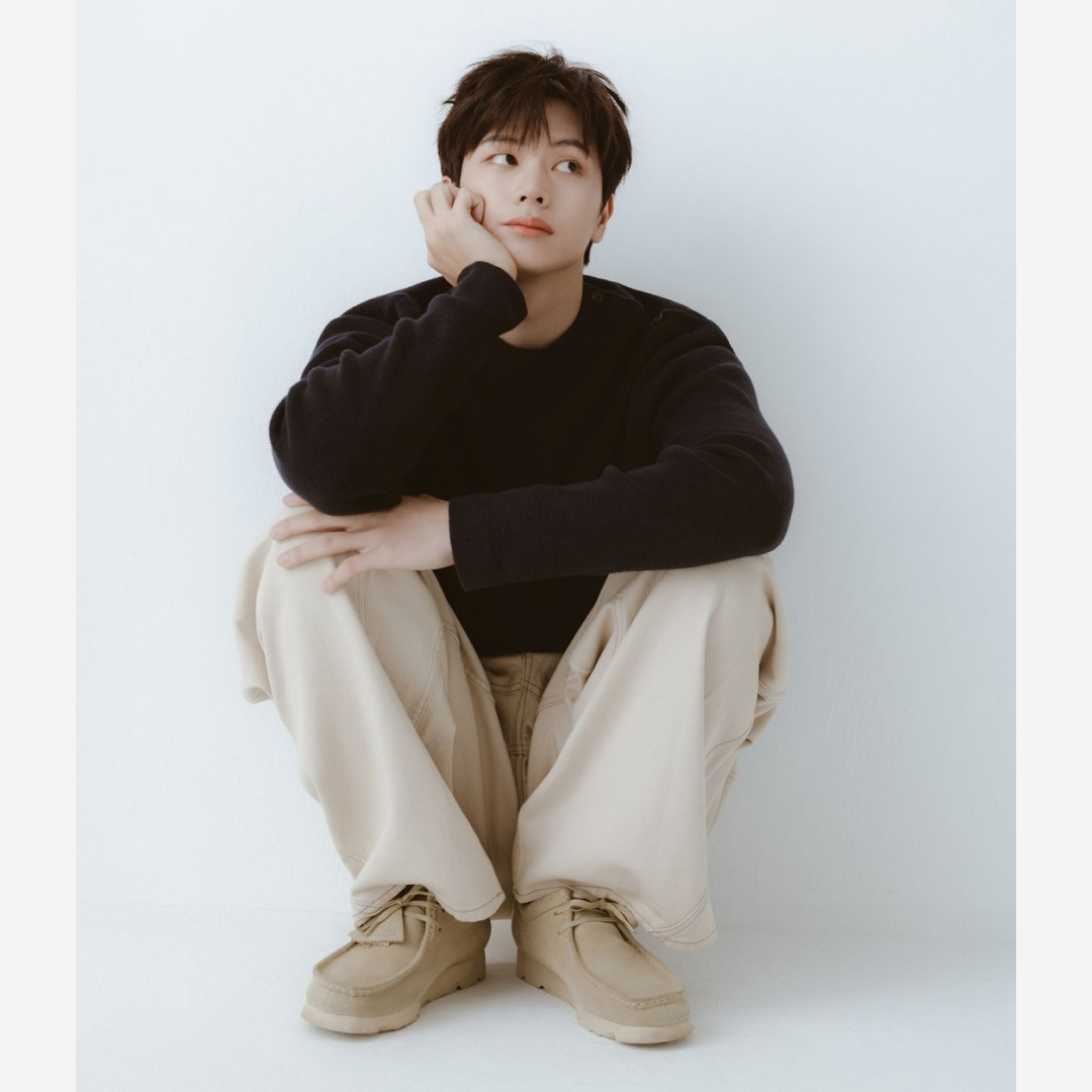 Clarks Wallabee Maple Suede 착용 스타일 - 2